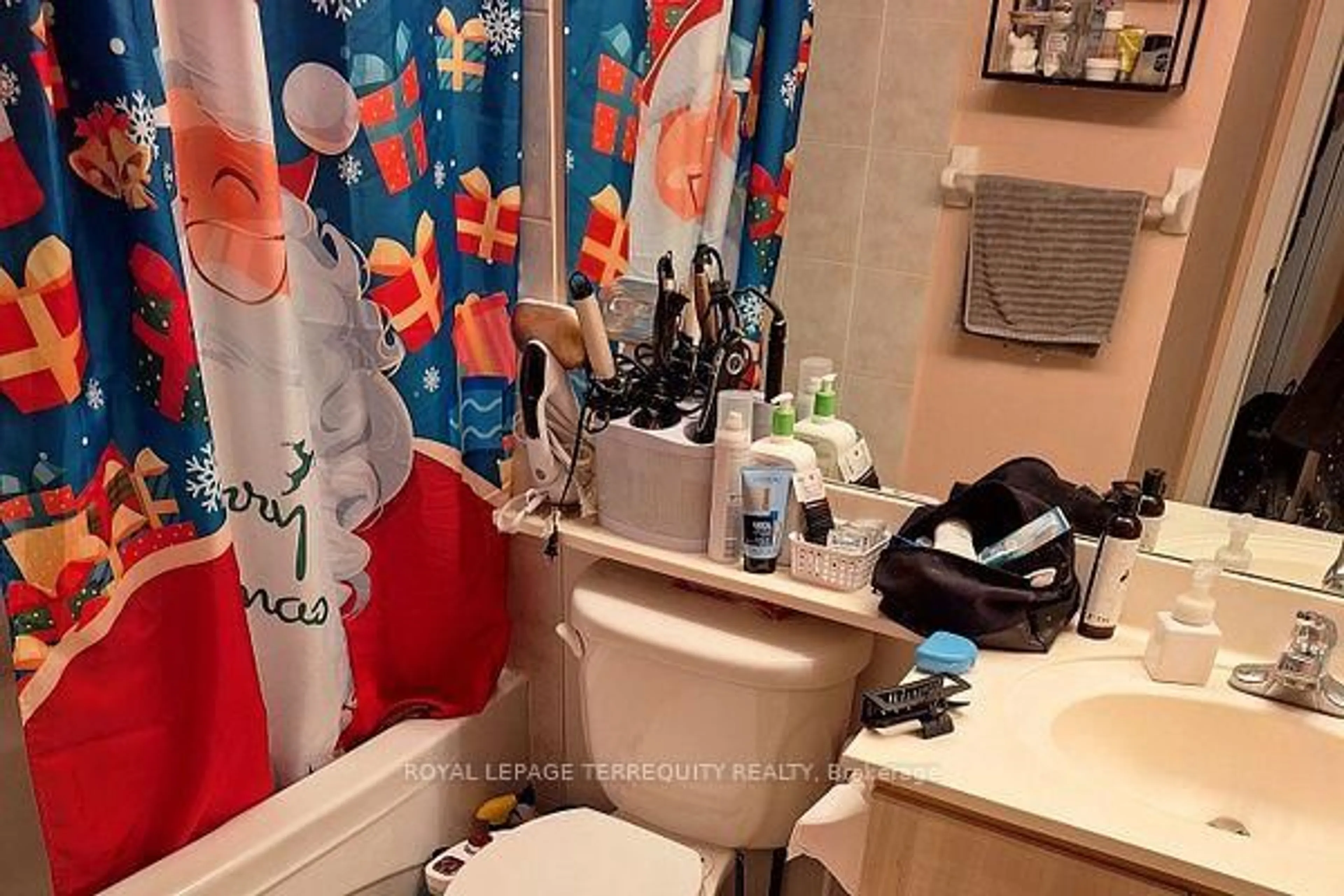 A pic of a room for 153 Beecroft Rd #515, Toronto Ontario M2N 7C5