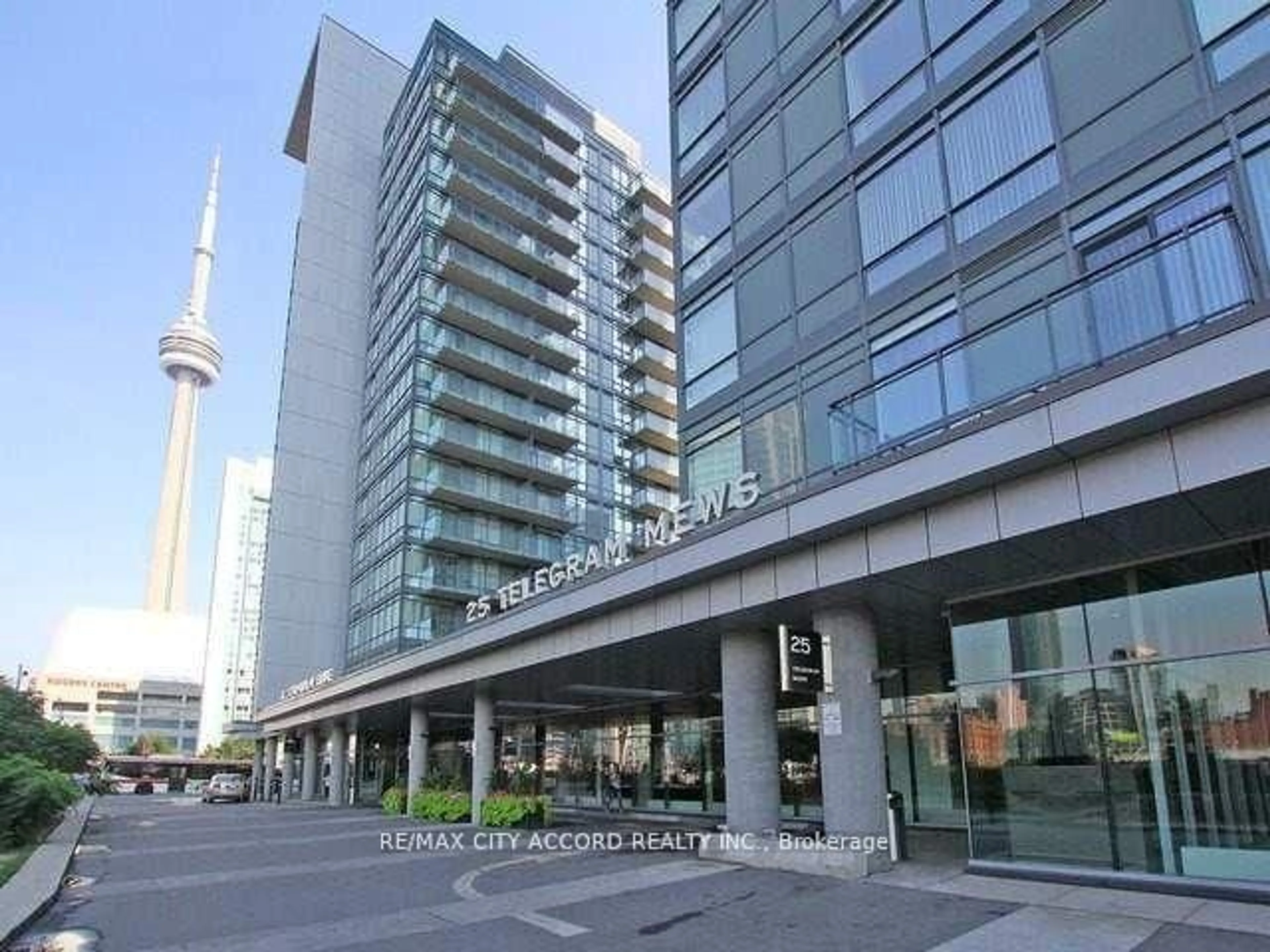 Indoor foyer for 25 Telegram Mews #616, Toronto Ontario M5V 3Z9