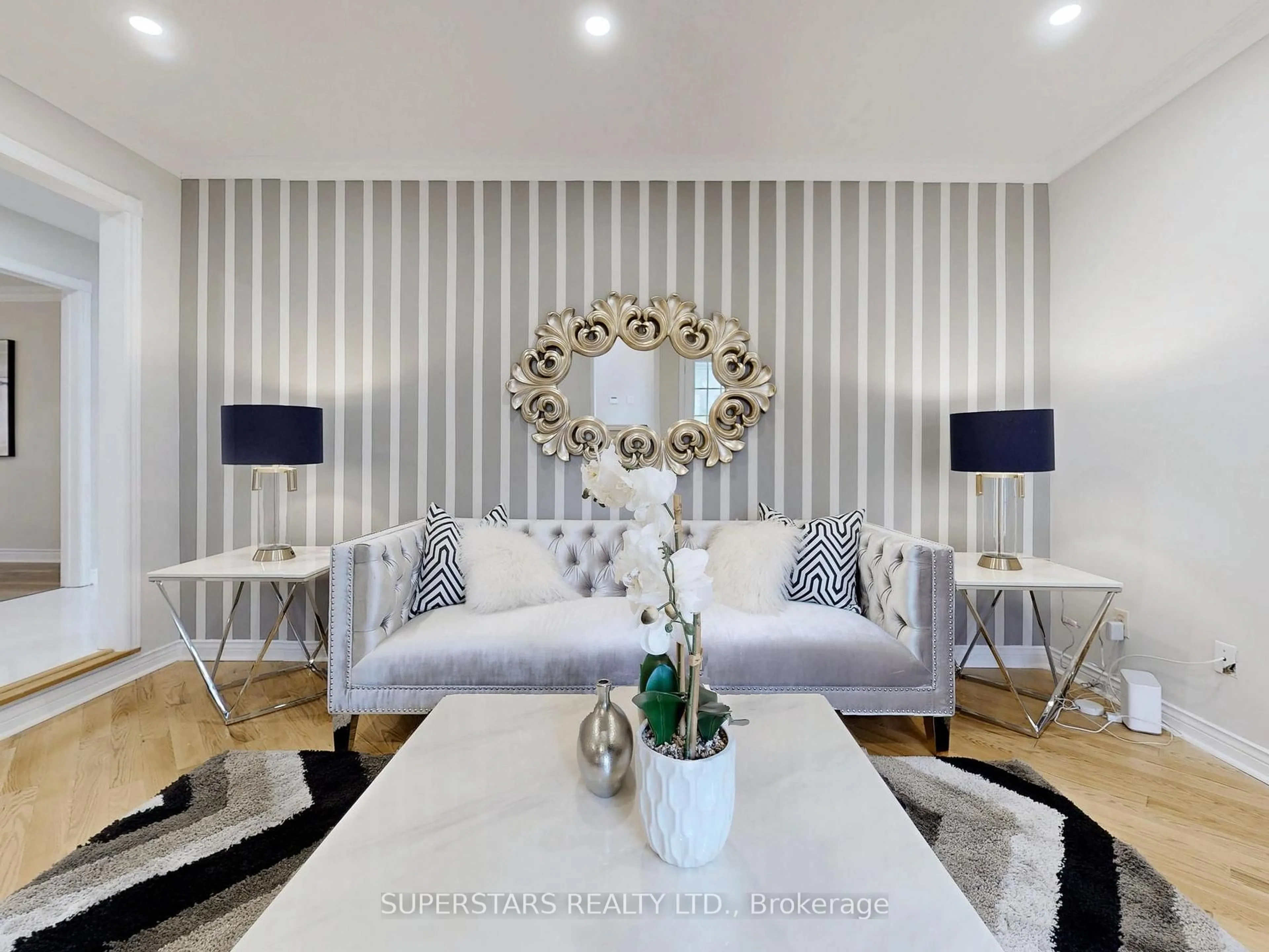 Living room with furniture, wood/laminate floor for 5 Jardin Hill Crt, Toronto Ontario M2H 3R8