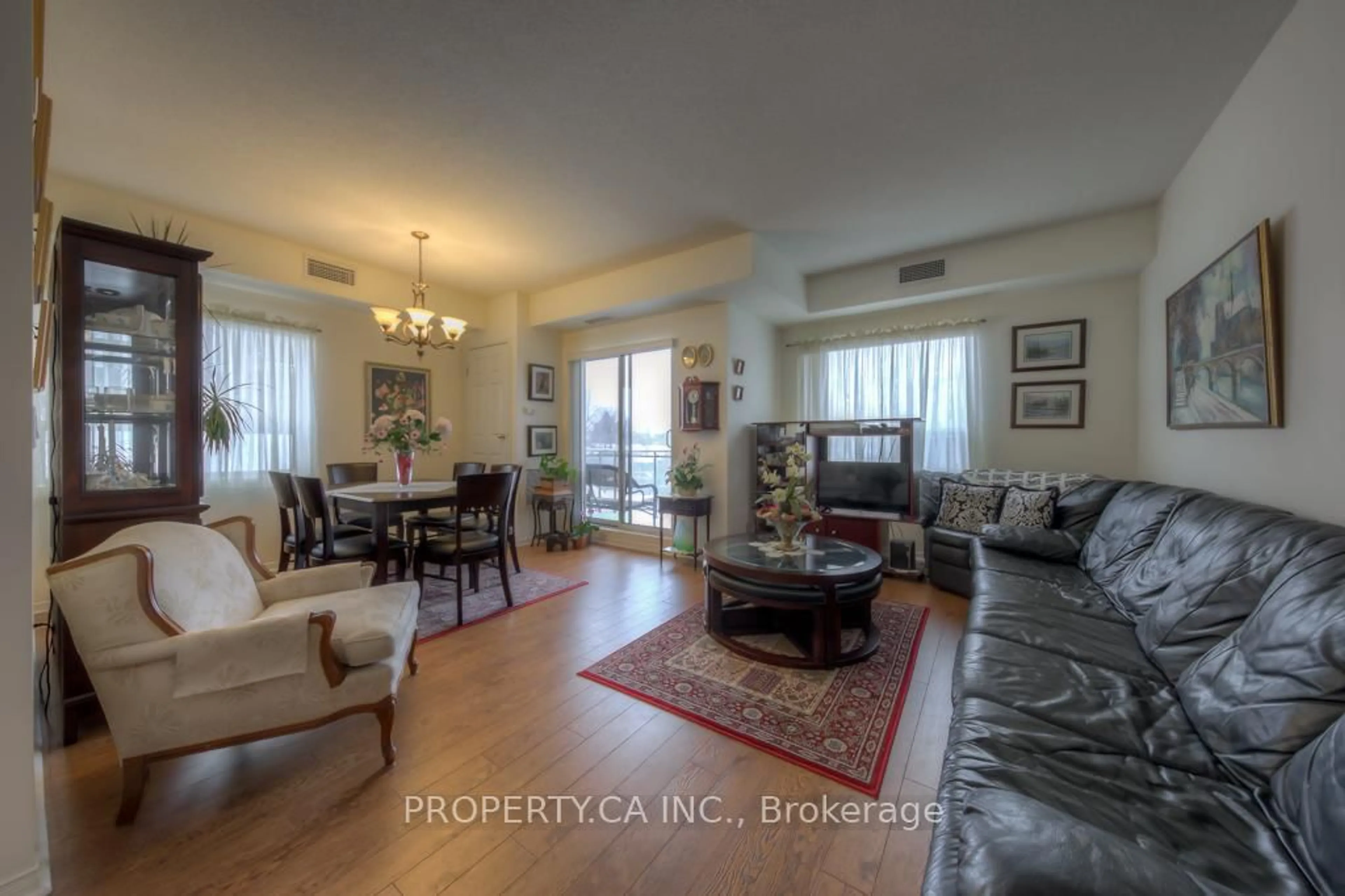 Living room with furniture, unknown for 778 Sheppard Ave #301, Toronto Ontario M3H 6B7