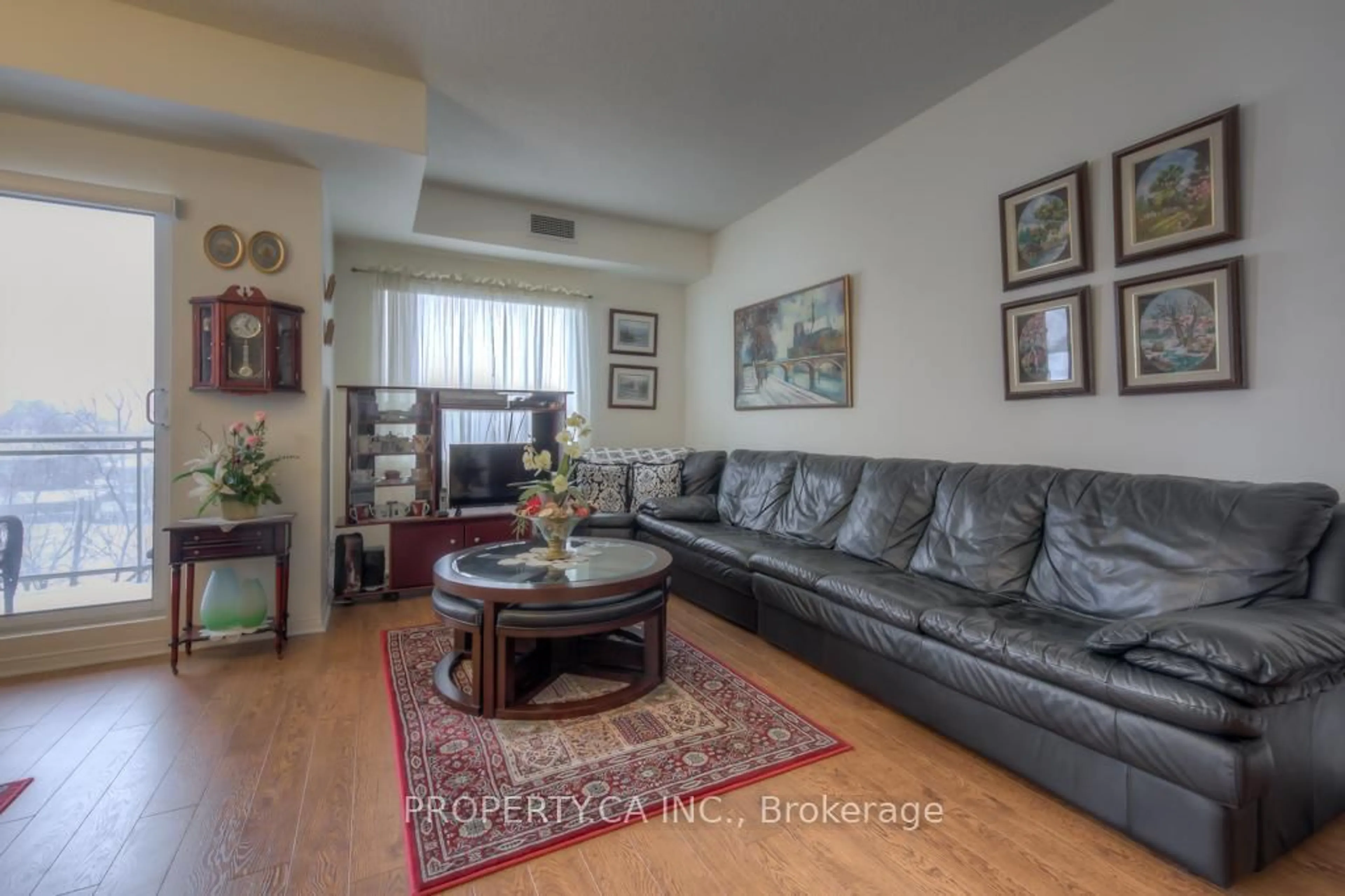 Living room with furniture, unknown for 778 Sheppard Ave #301, Toronto Ontario M3H 6B7