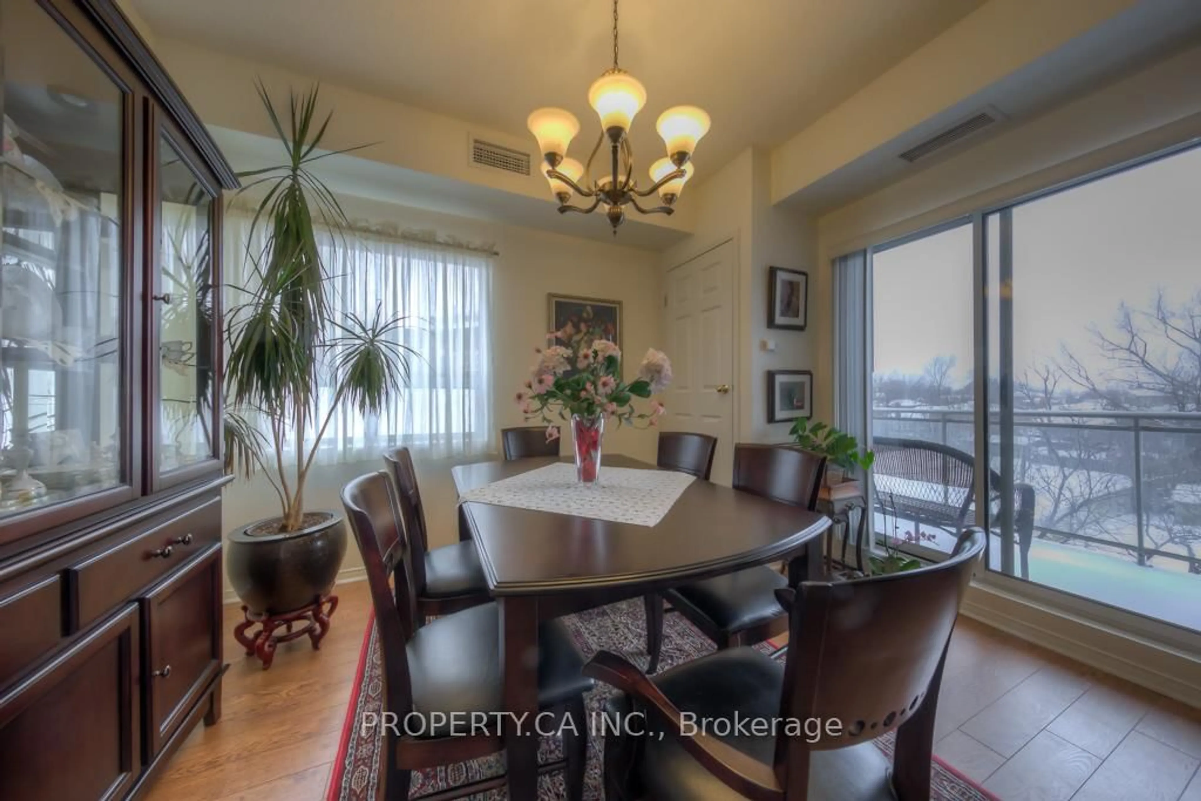 Dining room, unknown for 778 Sheppard Ave #301, Toronto Ontario M3H 6B7