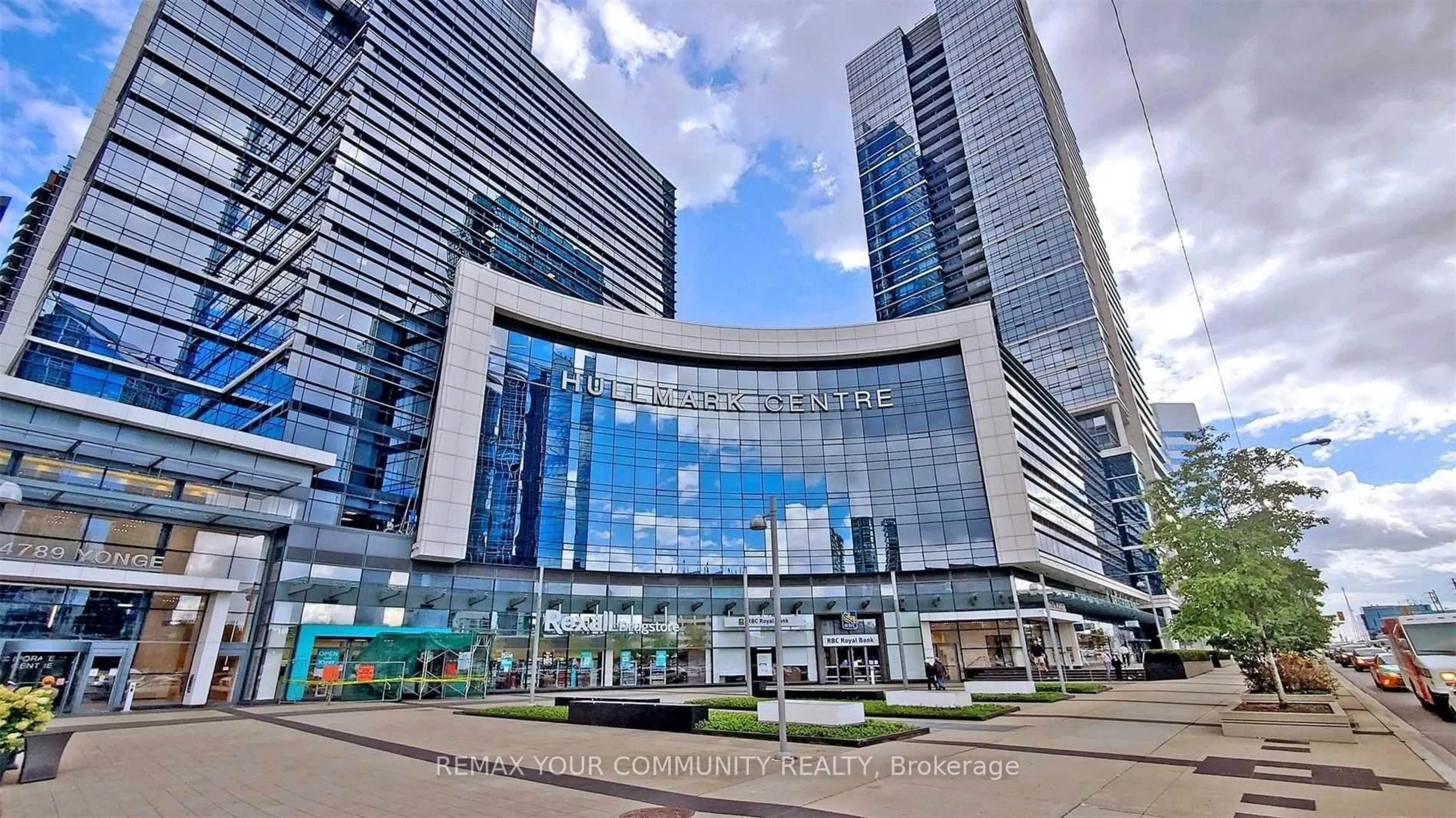 Indoor foyer for 2 Anndale Dr #2310, Toronto Ontario M2N 2W8