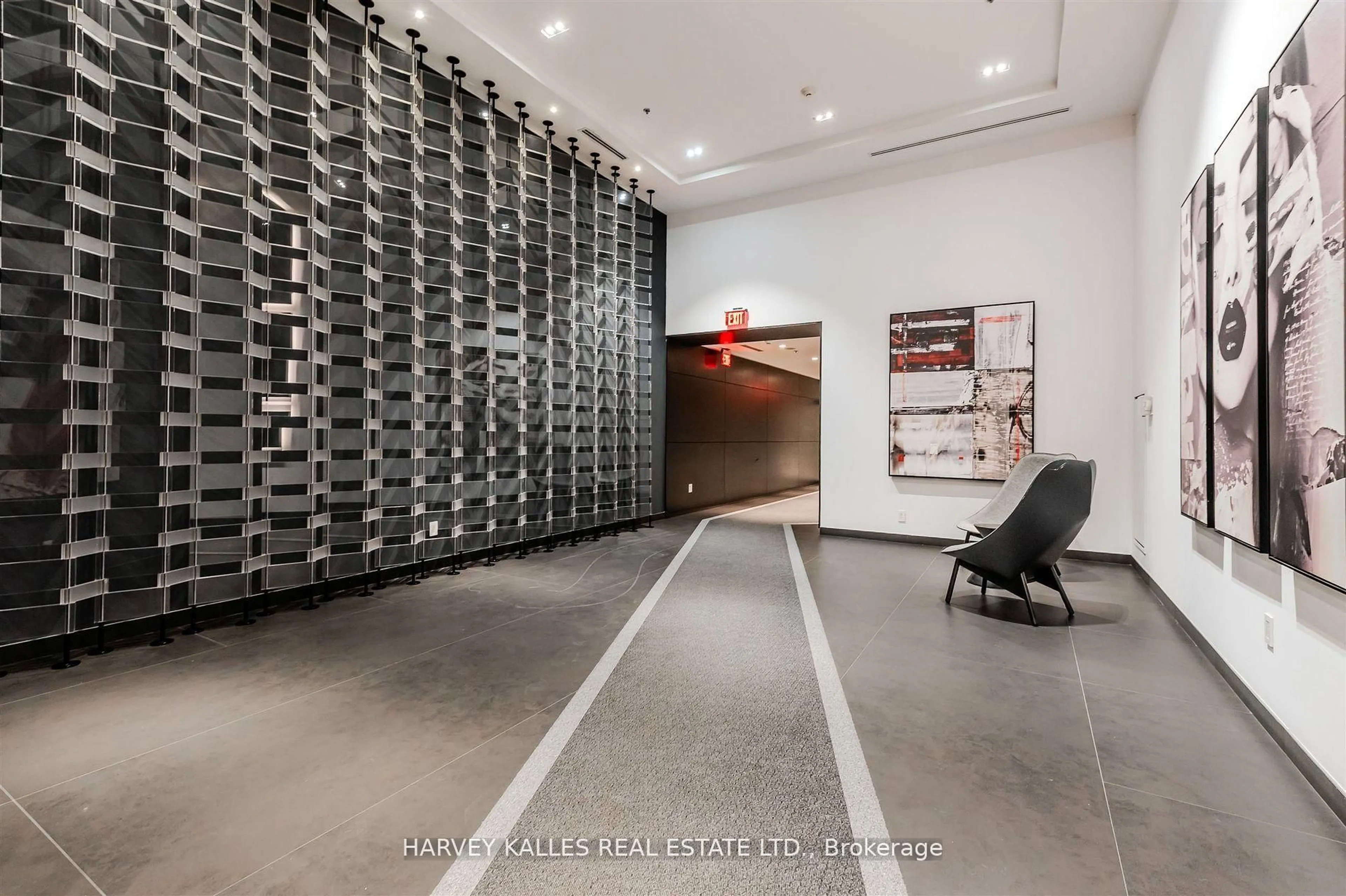 Indoor foyer for 318 Richmond St #1508, Toronto Ontario M5V 0B4