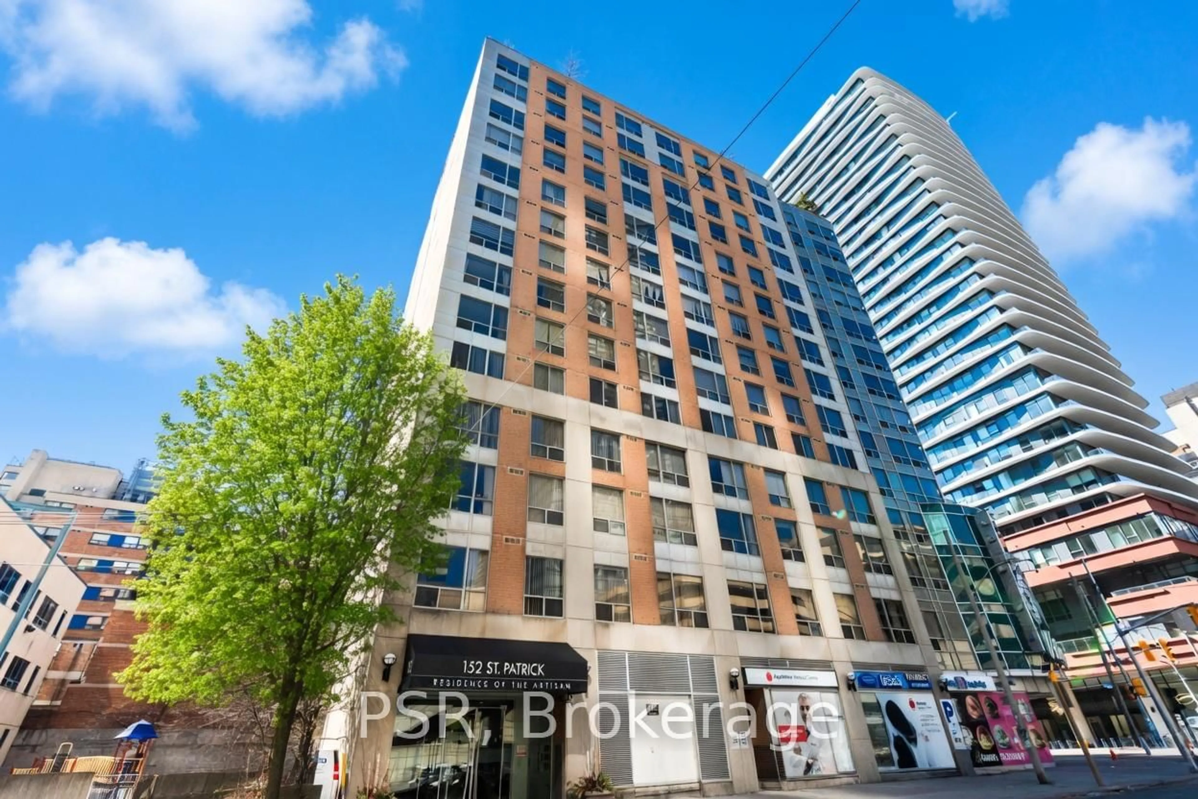 A pic from outside/outdoor area/front of a property/back of a property/a pic from drone, building for 152 St Patrick St #905, Toronto Ontario M5T 3J9