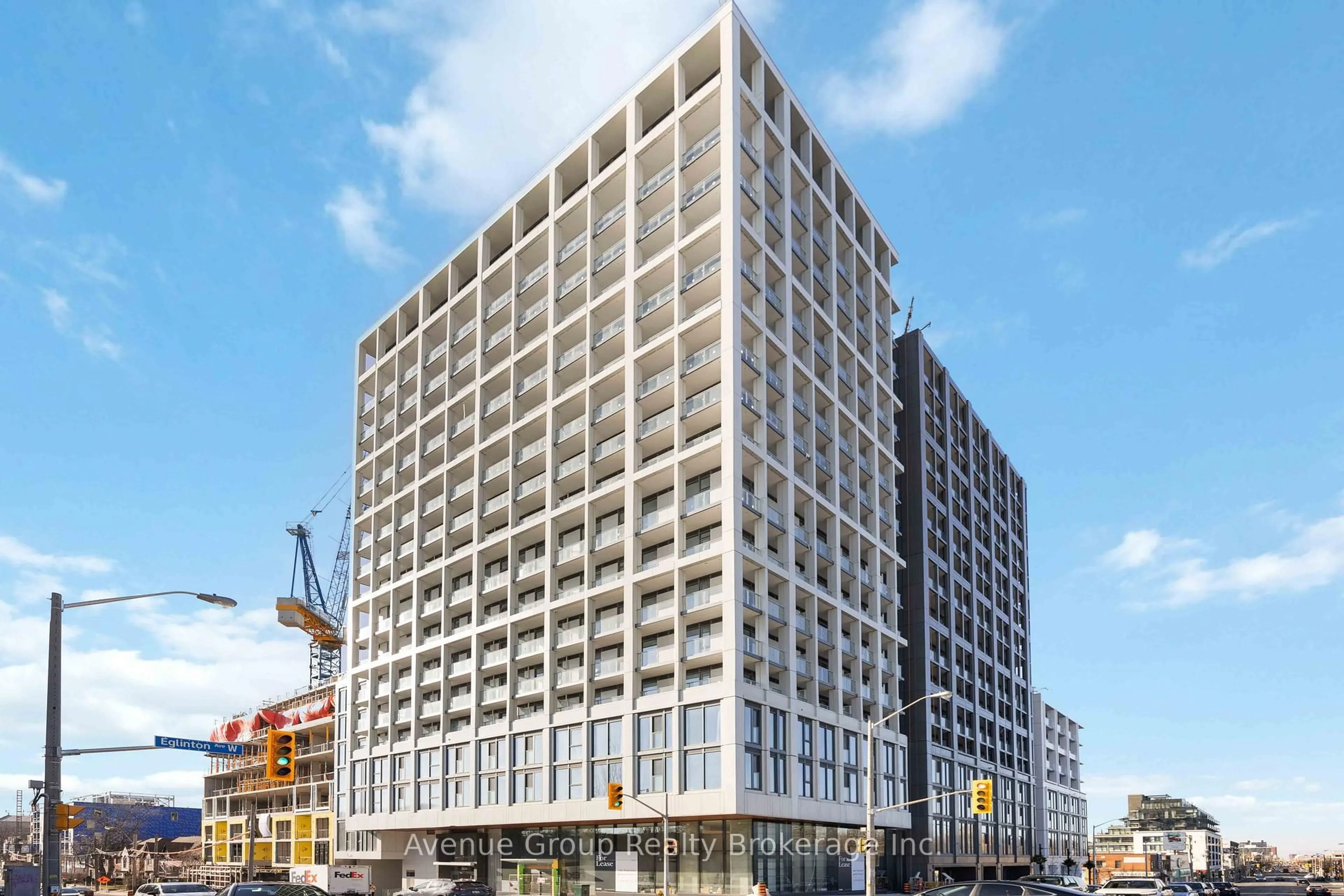 Unknown for 2020 Bathurst St #827, Toronto Ontario M5P 0A6