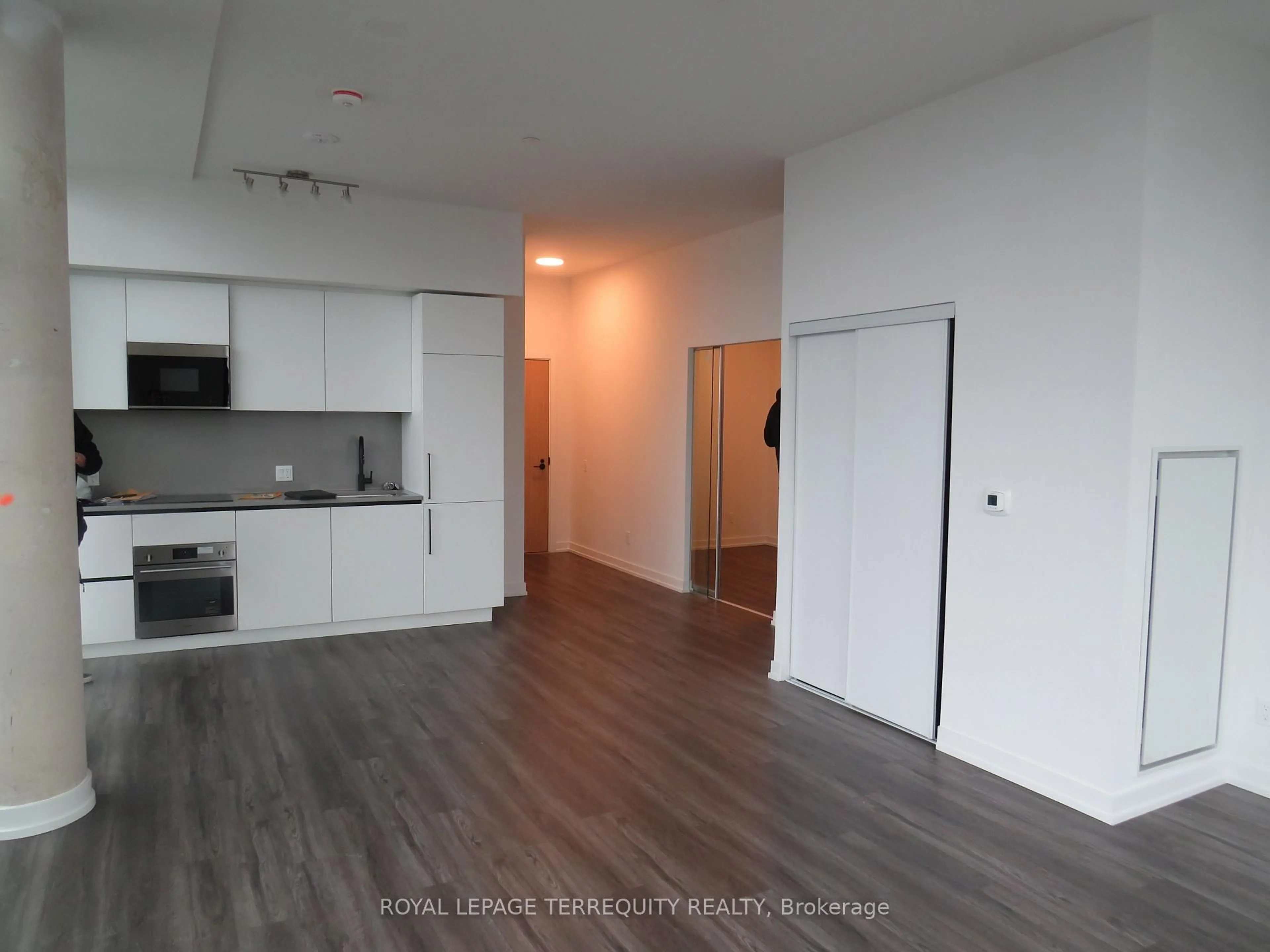 A pic of a room for 35 Parliament St #3304, Toronto Ontario M5A 0Z5