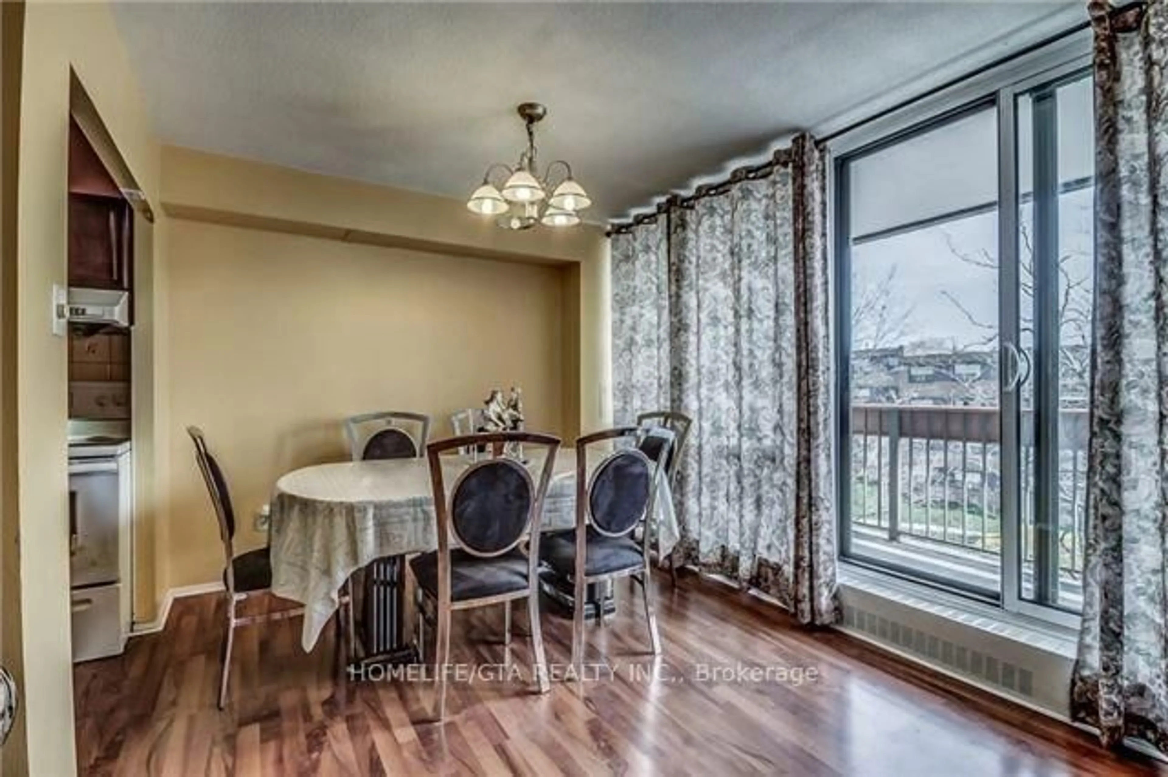Dining room, unknown for 20 Sunrise Ave #308, Toronto Ontario M4A 2R2