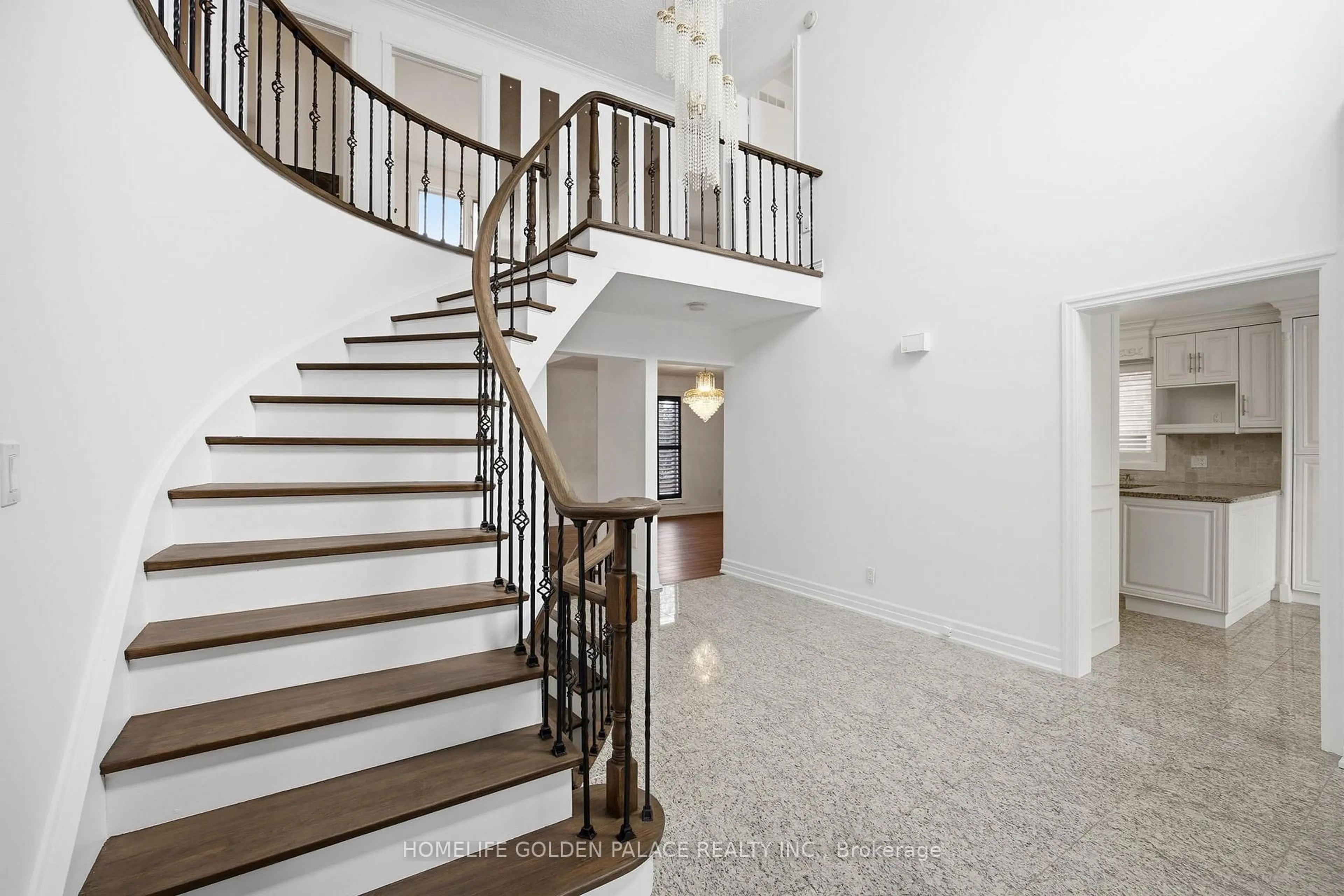 Unknown for 394 Patricia Ave, Toronto Ontario M2R 2M9