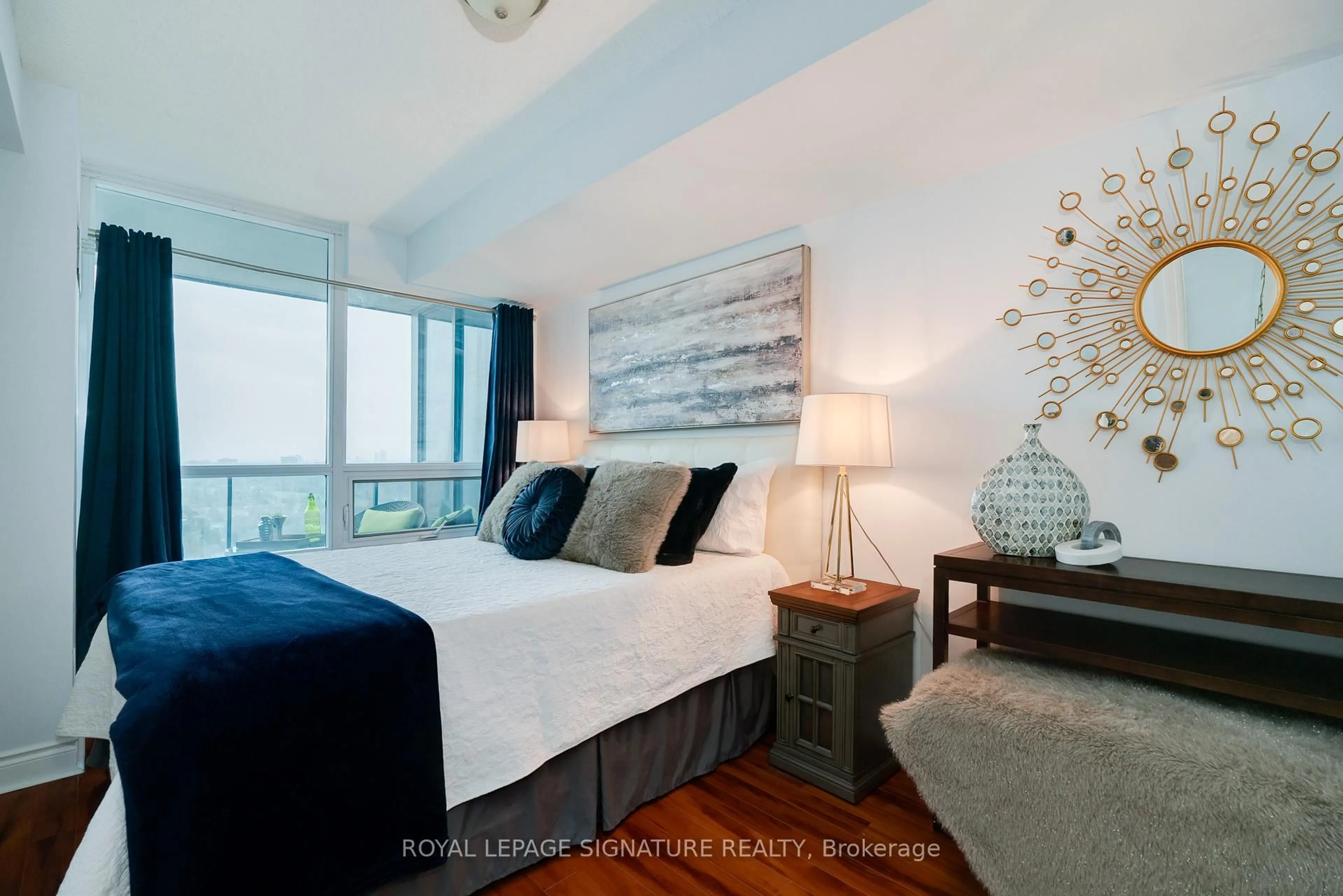 Bedroom with bed, wood/laminate floor for 15 Greenview Ave #2408, Toronto Ontario M2M 4M7