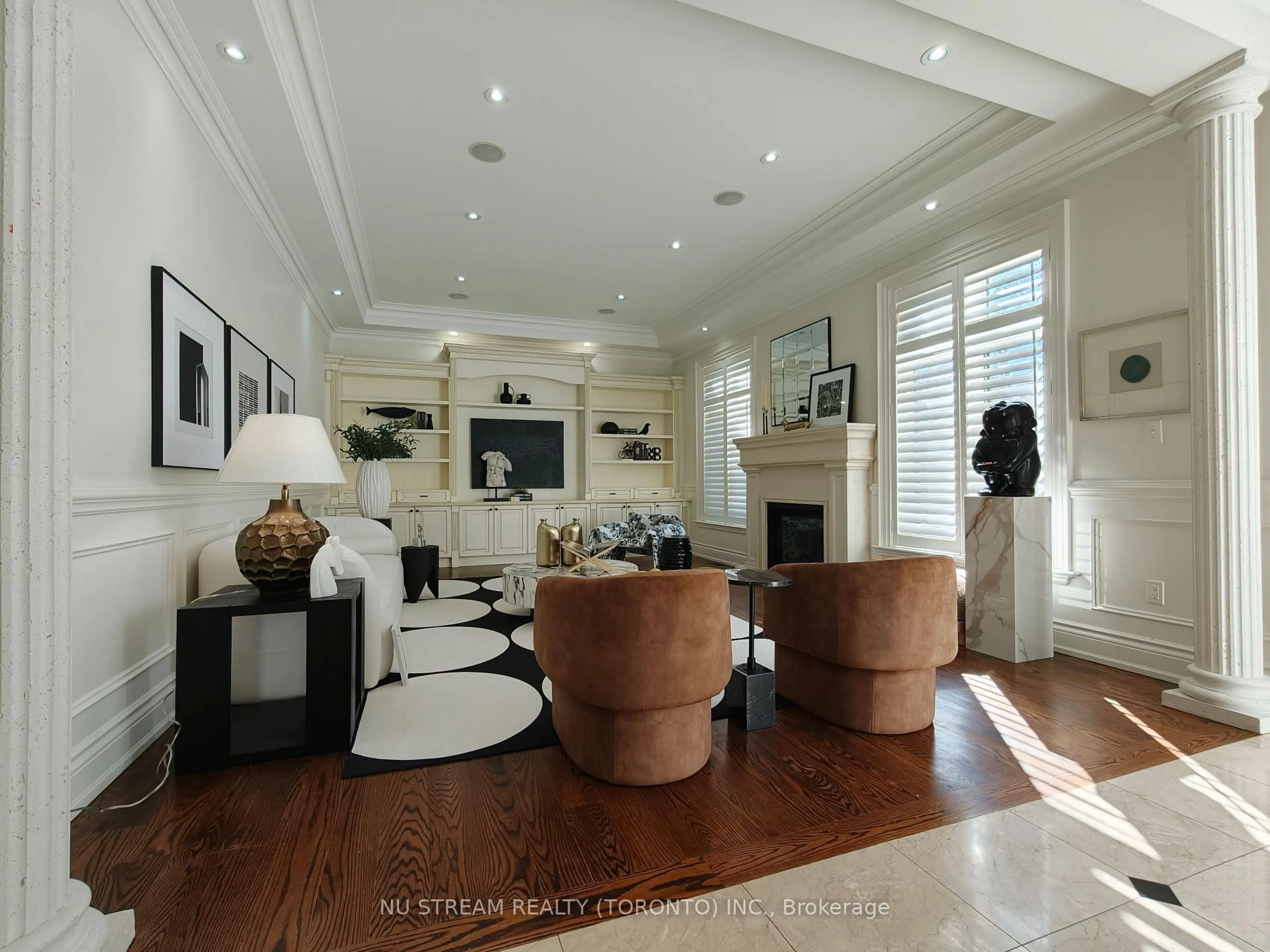 Living room with furniture, unknown for 205 Byng Ave, Toronto Ontario M2N 4L2