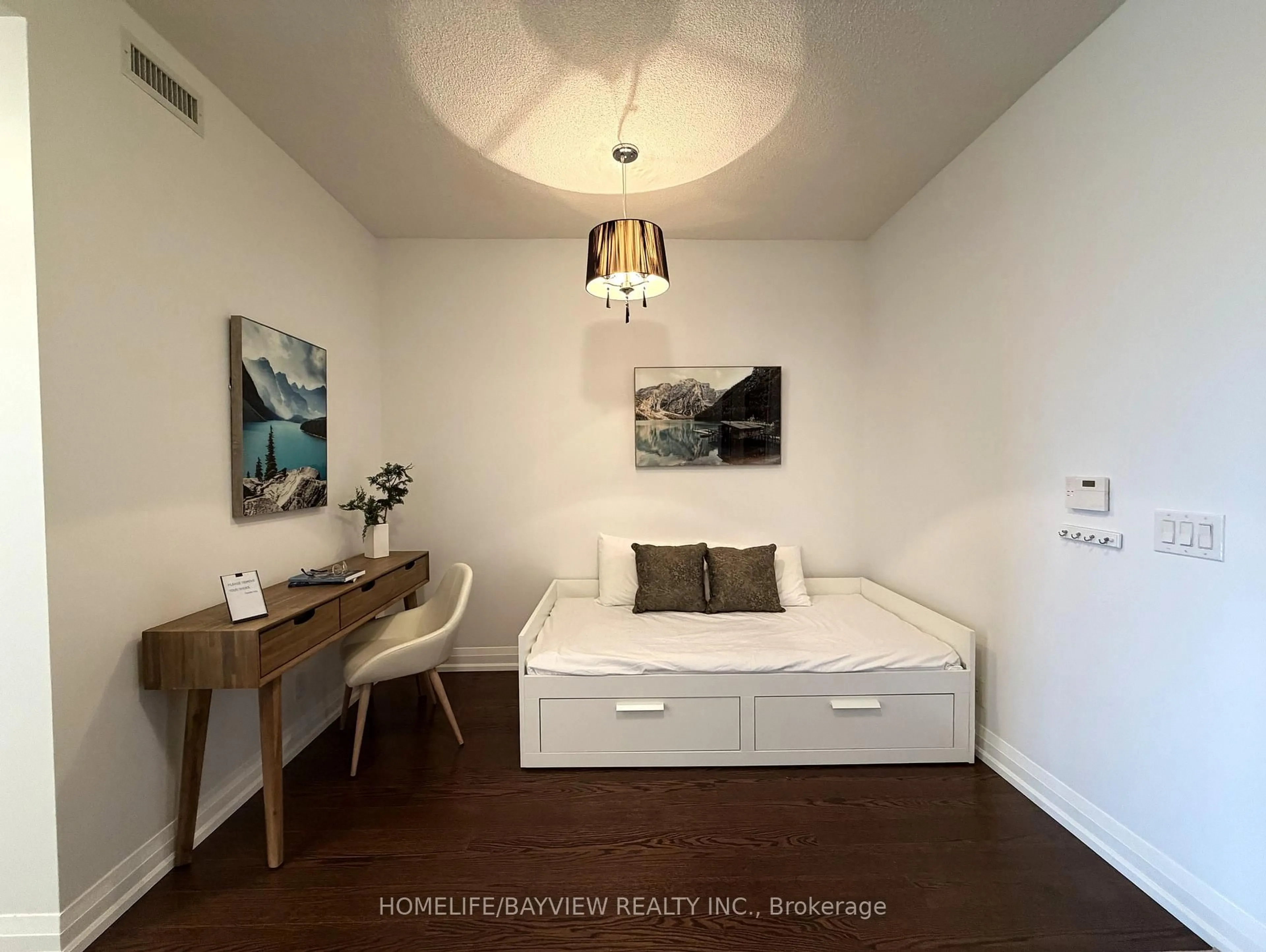 Unknown for 85 The Donway #708, Toronto Ontario M3C 0L9