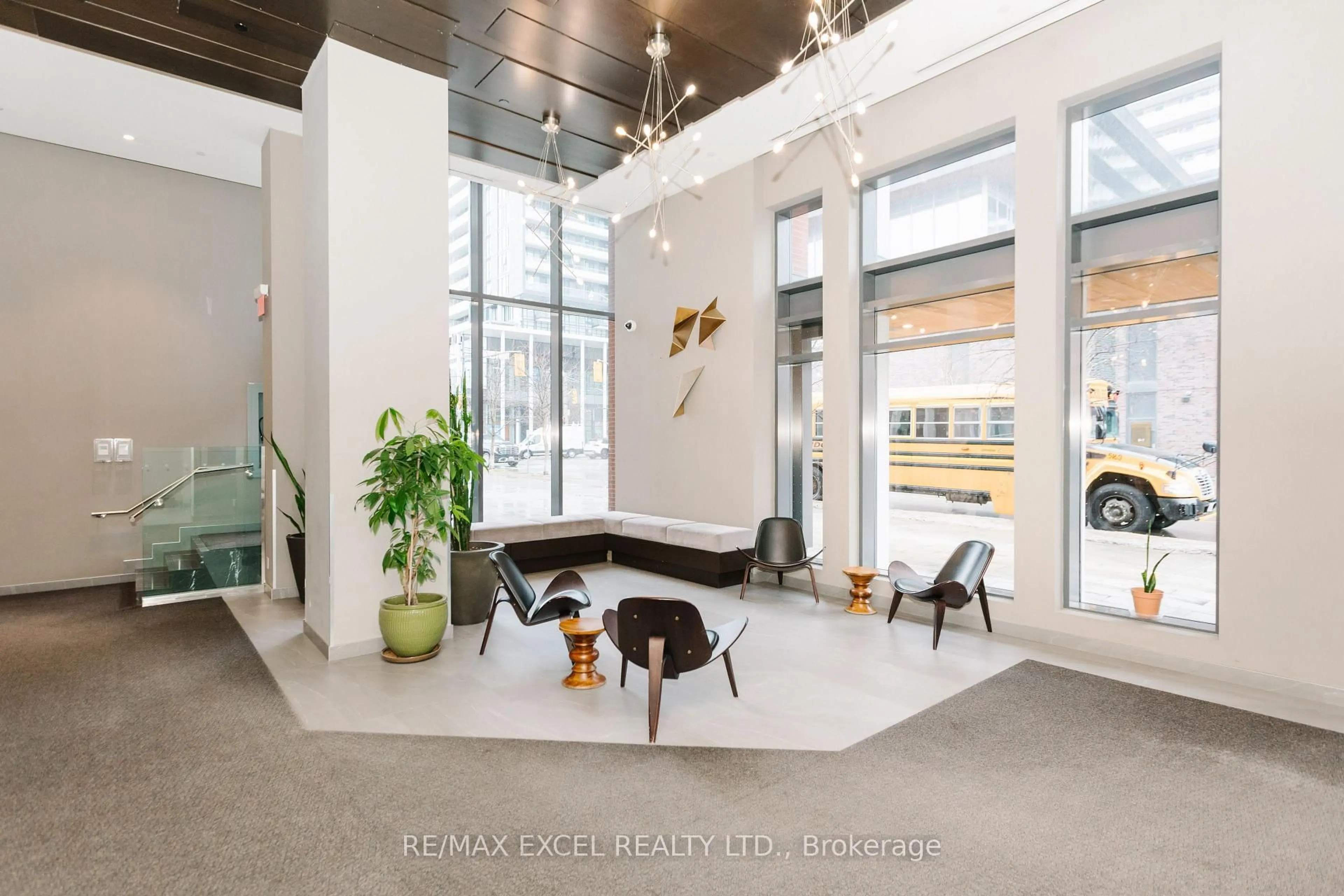 Indoor foyer for 170 Sumach St #1307, Toronto Ontario M5A 0C3