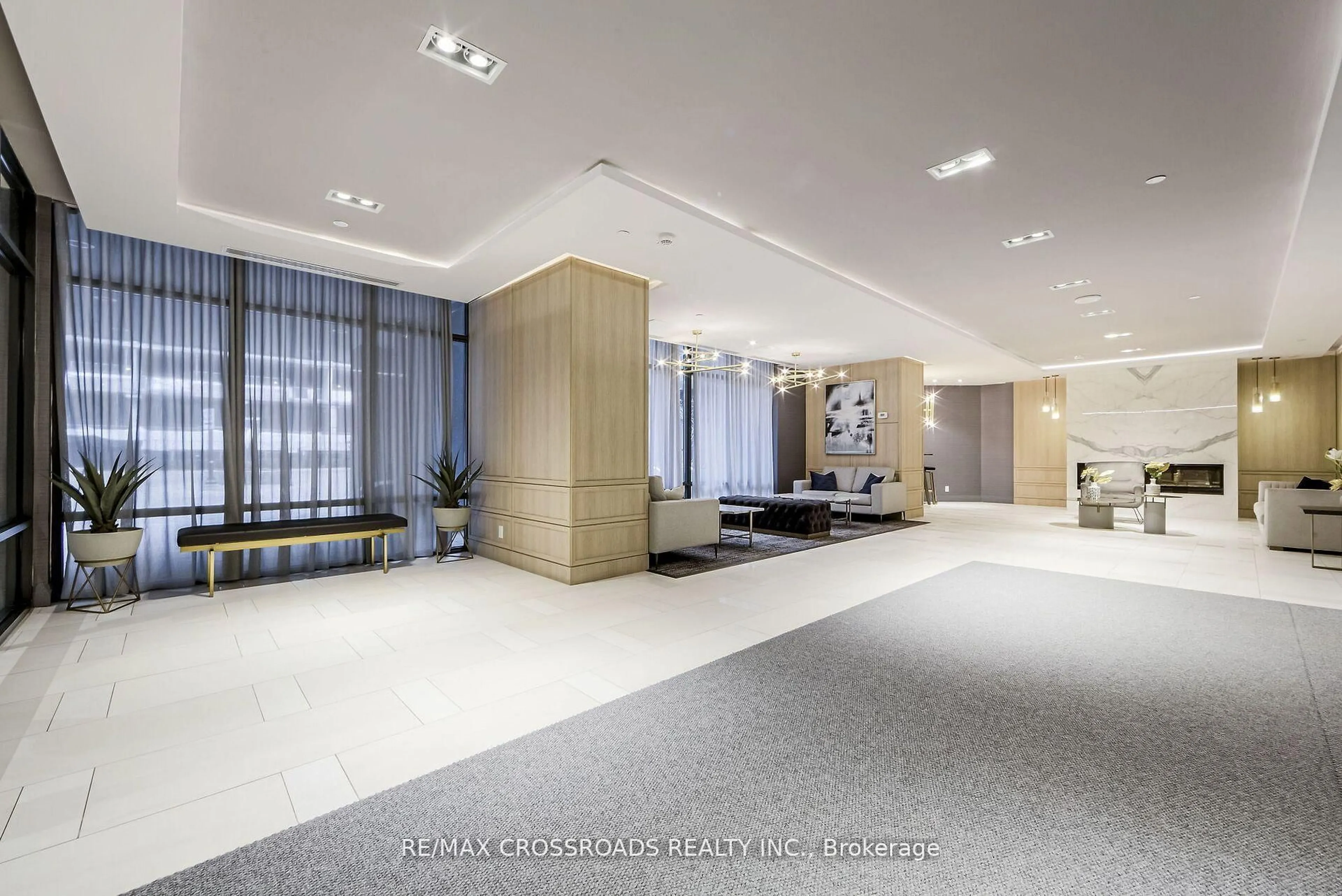 Lobby for 621 Sheppard Ave #TPH10, Toronto Ontario M2K 0G4
