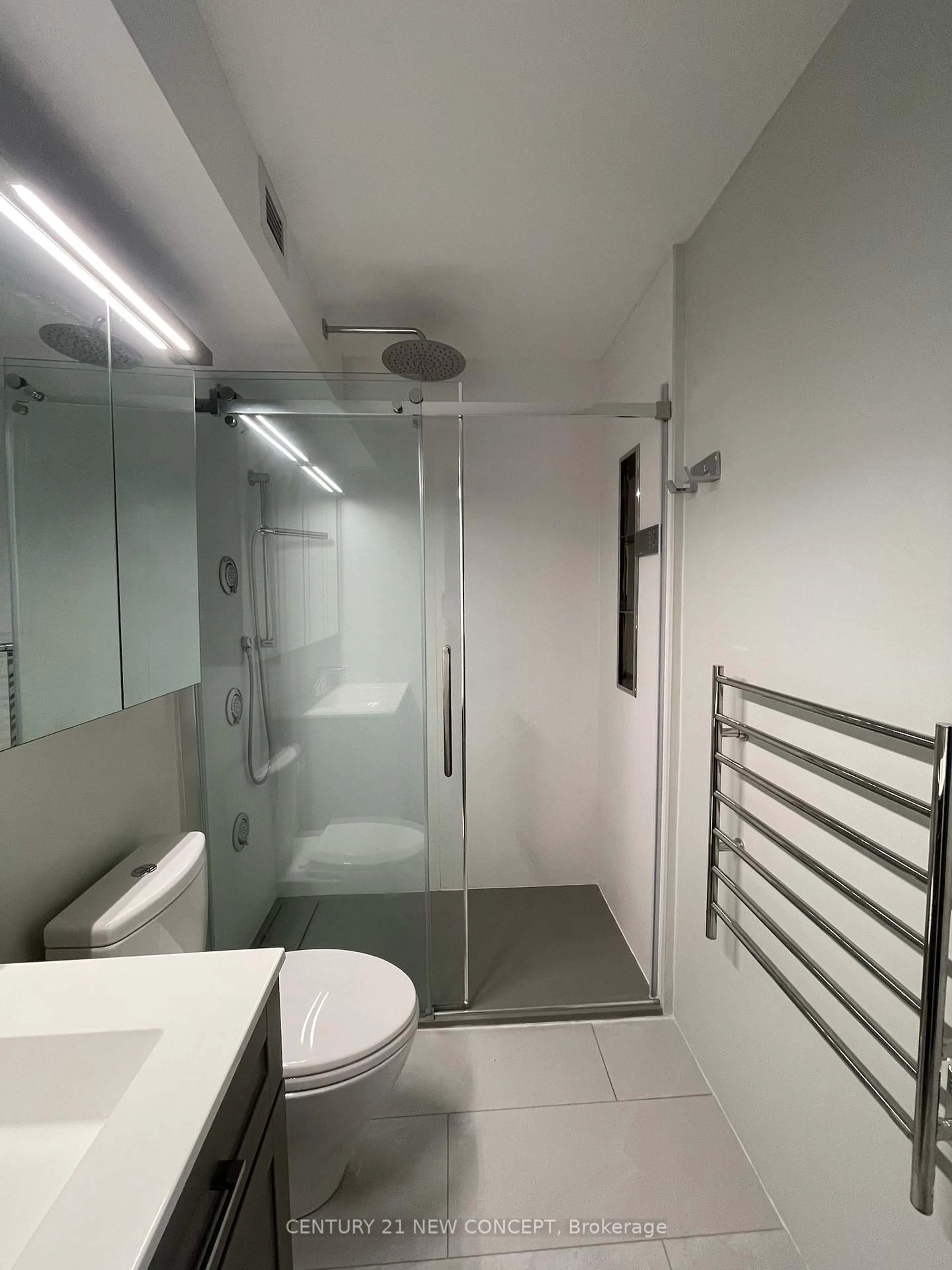 Standard bathroom, unknown for 40 Scollard St #1508, Toronto Ontario M5R 3S1
