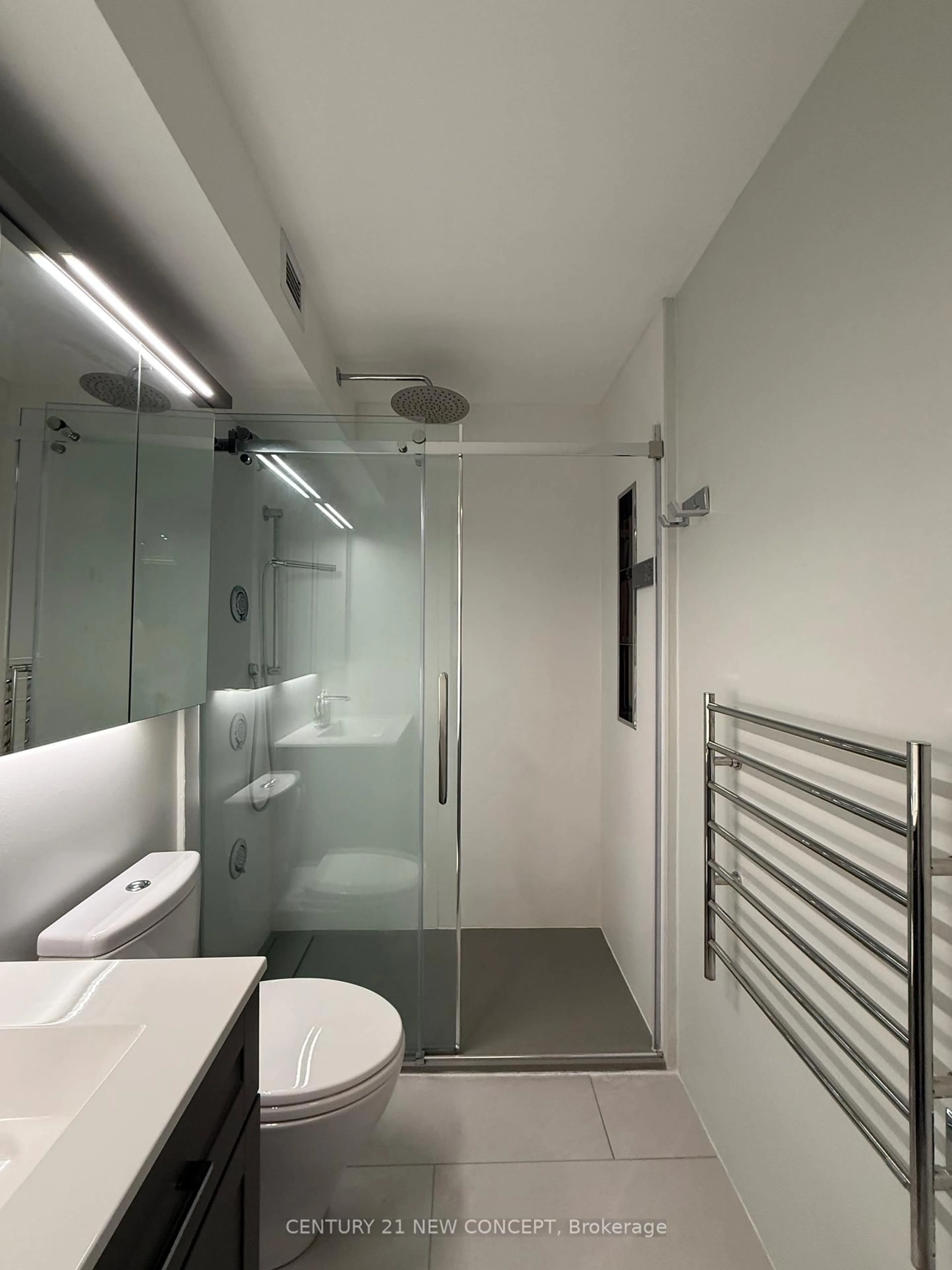 Standard bathroom, unknown for 40 Scollard St #1508, Toronto Ontario M5R 3S1