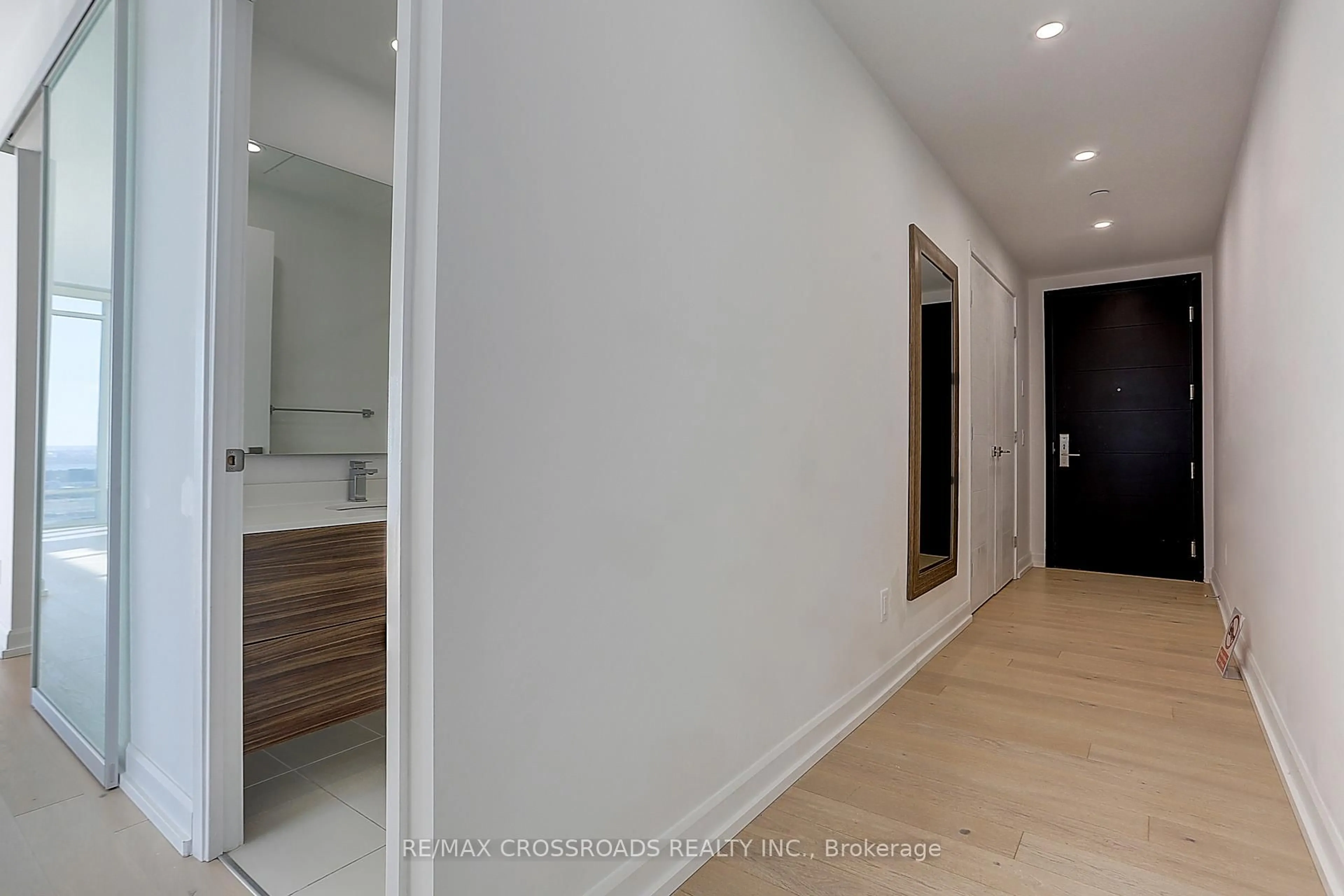 Unknown for 488 University Ave #4310, Toronto Ontario M5G 0C1