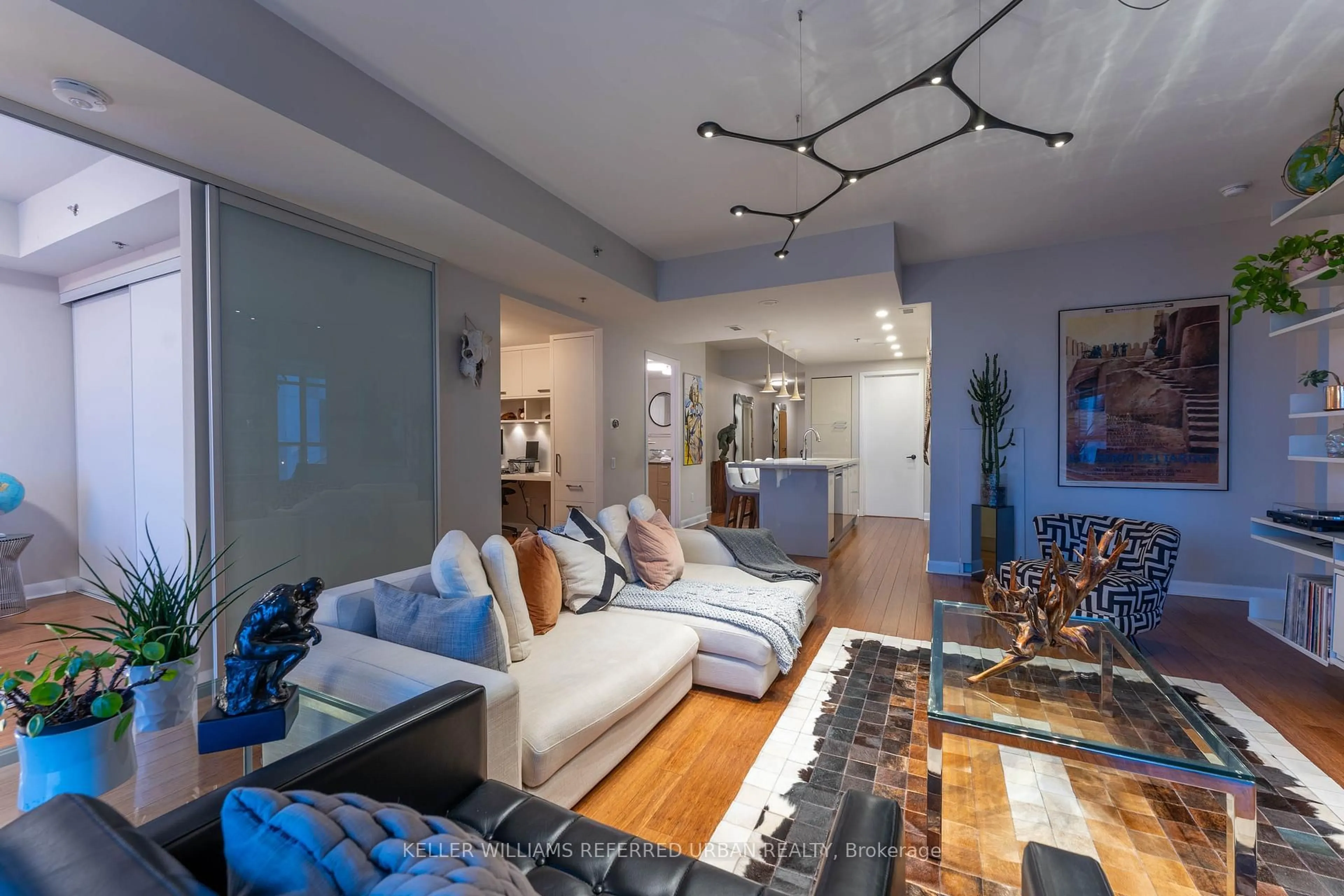 Living room with furniture, unknown for 375 King St #2903, Toronto Ontario M5V 1K5