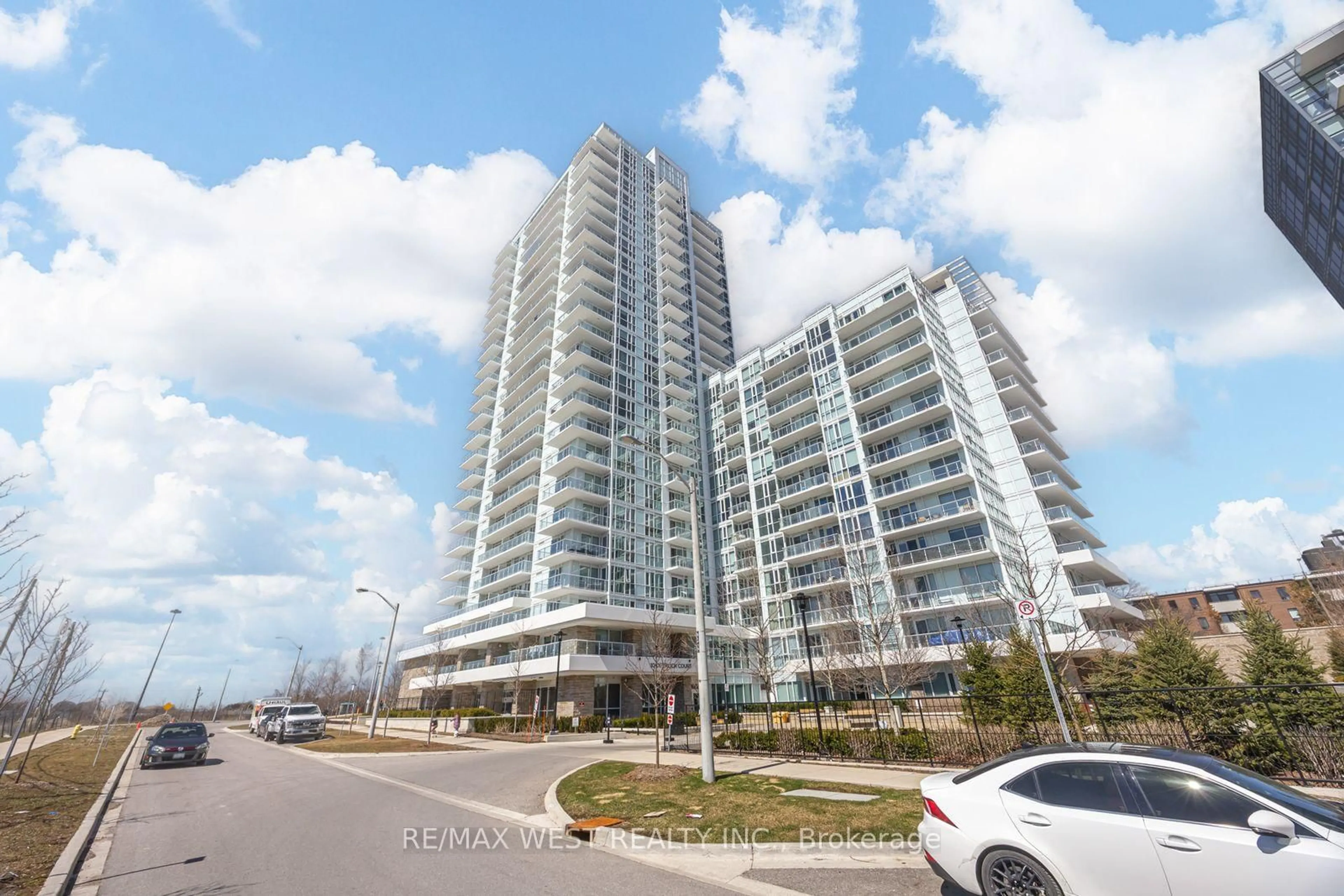 Unknown for 10 Deerlick Crt #2406, Toronto Ontario M3A 0A7