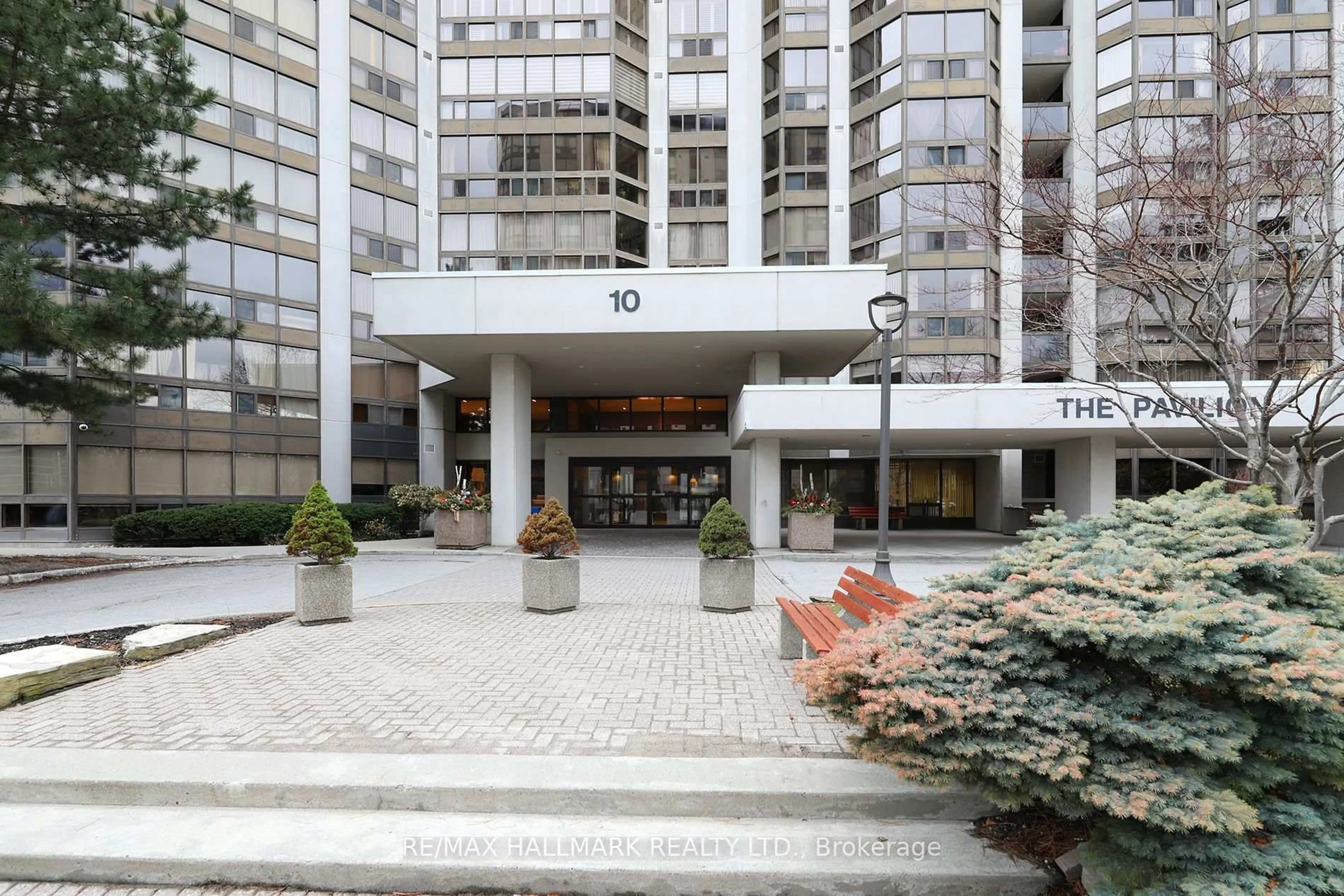 Lobby for 10 Kenneth Ave #1704, Toronto Ontario M2N 6K6