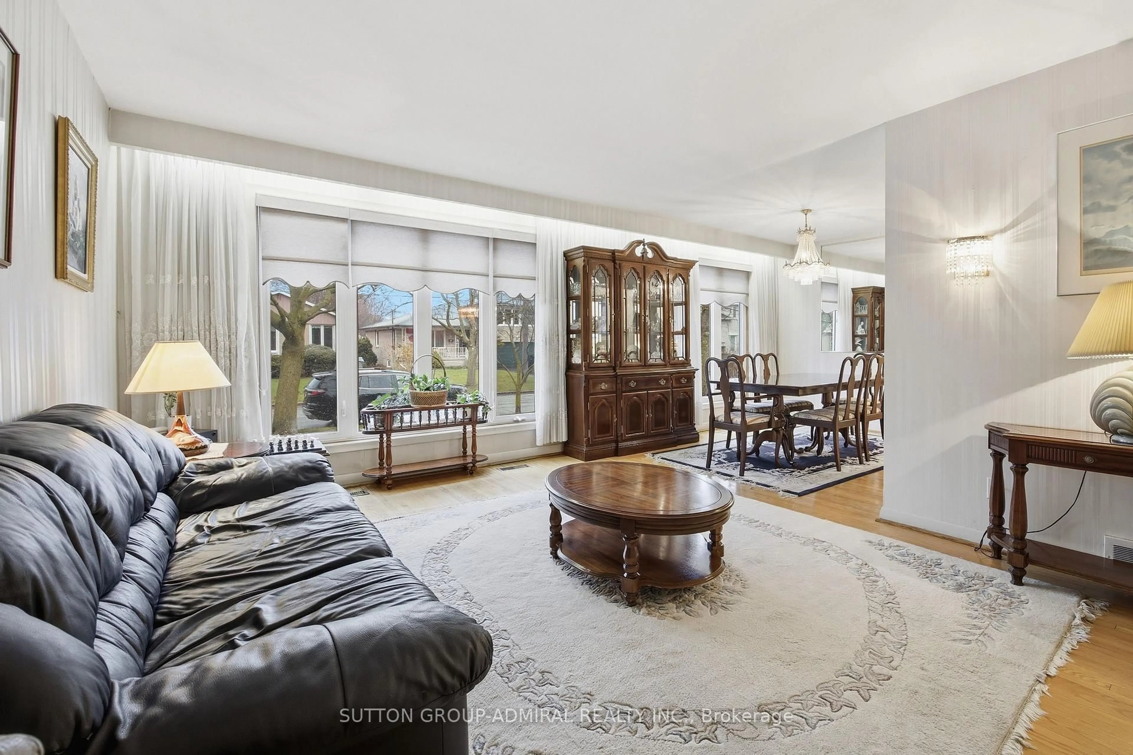 Living room with furniture, unknown for 48 Goddard St, Toronto Ontario M3H 5E1