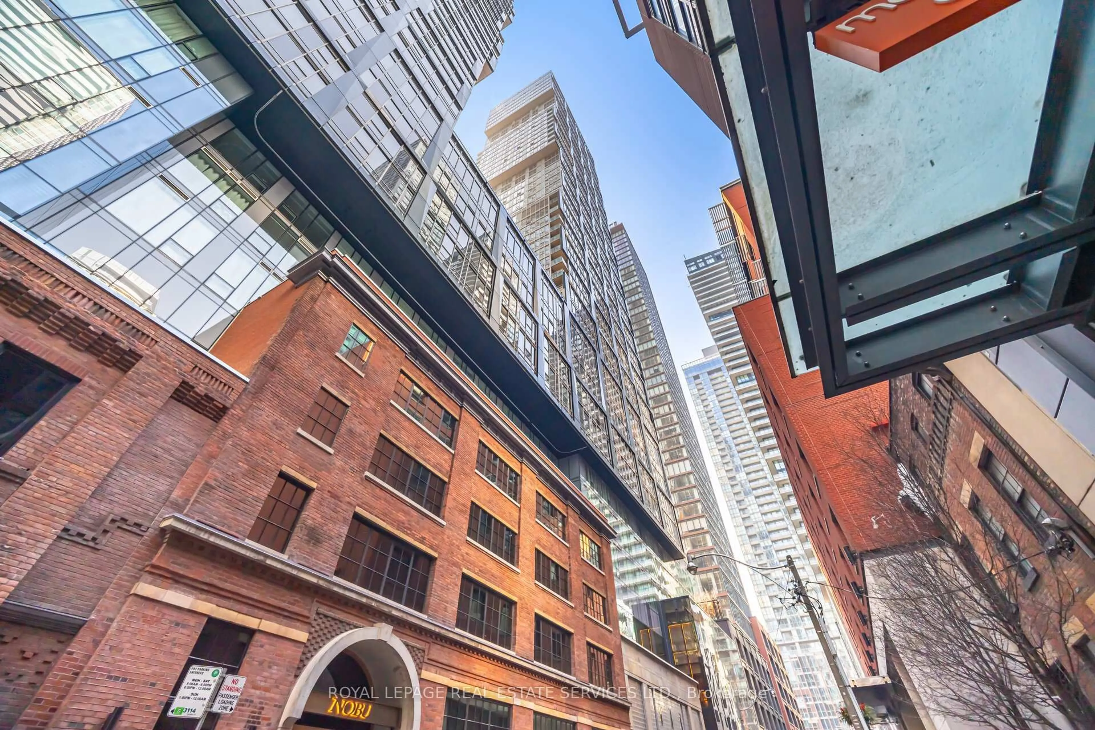 Patio, unknown for 35 Mercer St #2316, Toronto Ontario M5V 1H2