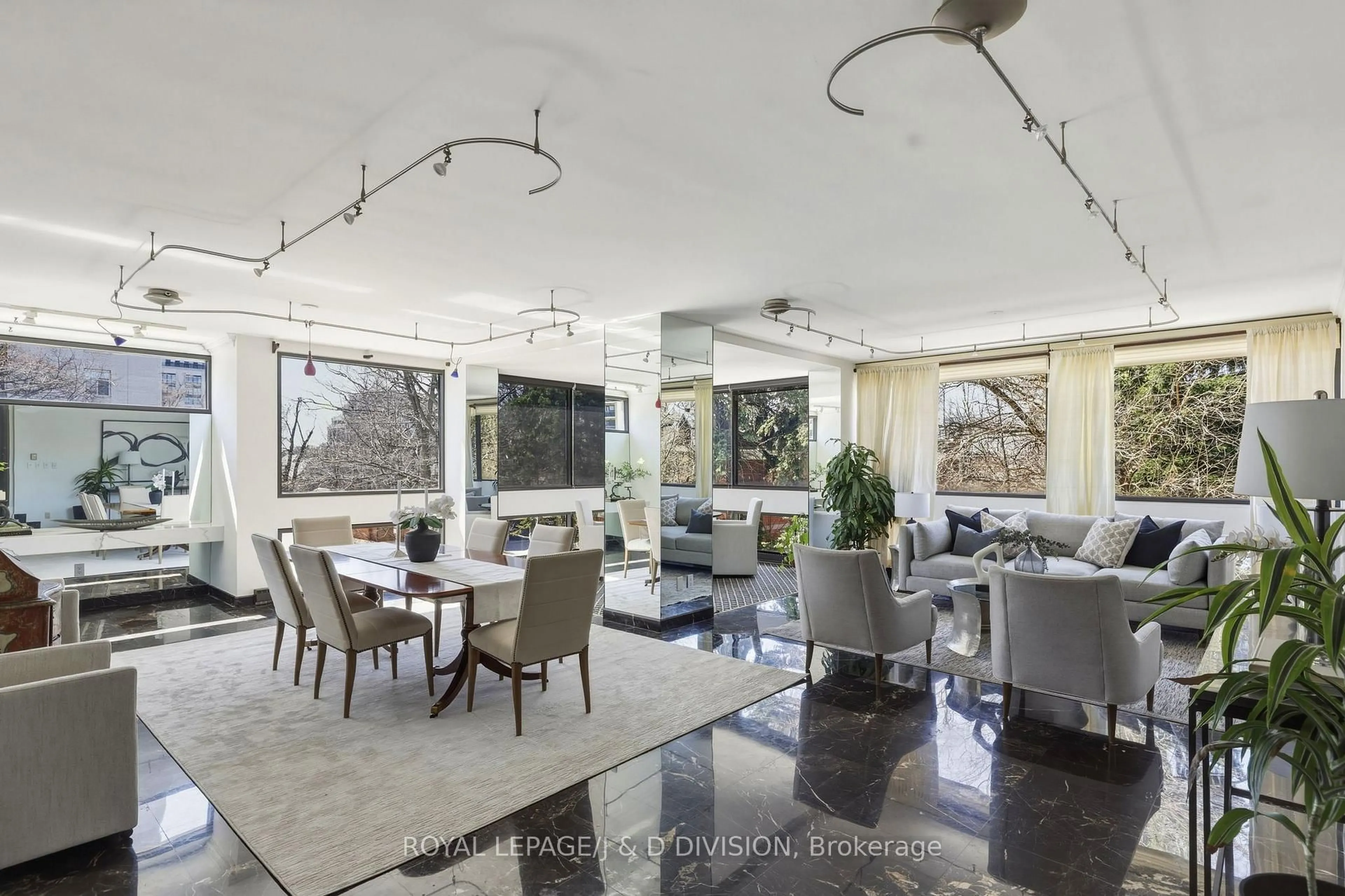 Dining room, ceramic/tile floor for 150 Heath St #203, Toronto Ontario M4V 2Y4