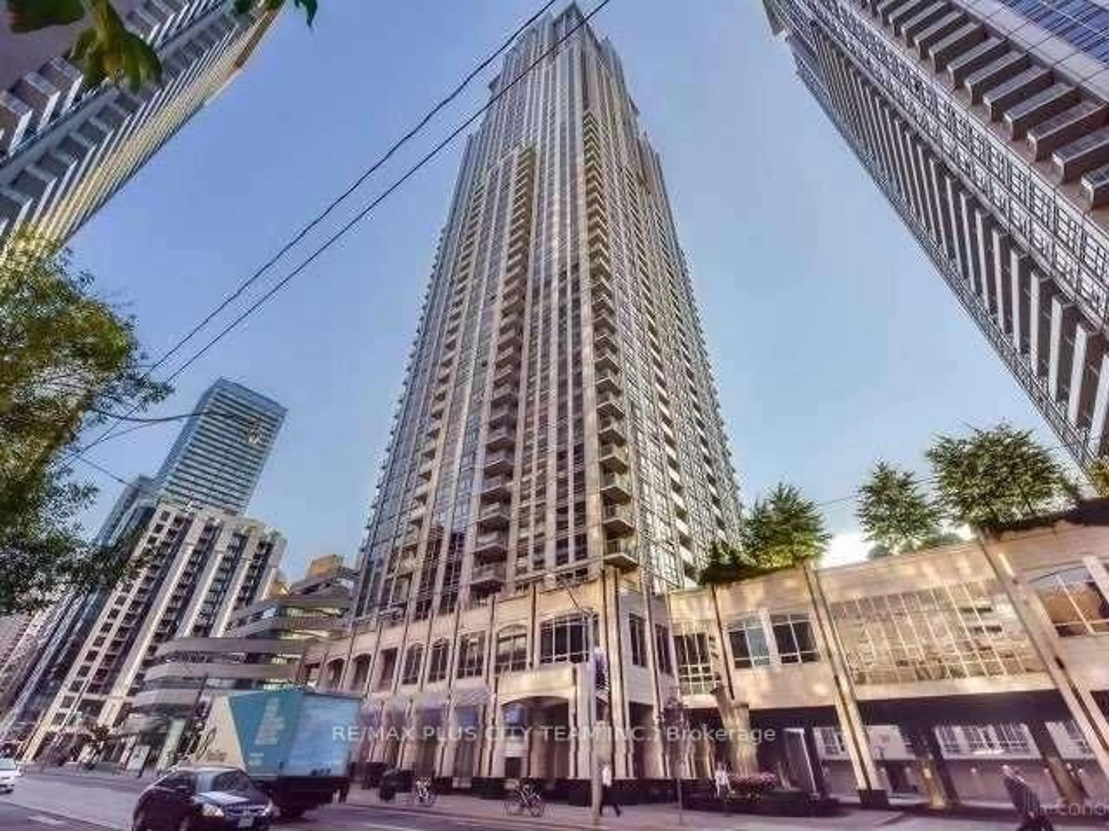 Unknown for 763 Bay St #2812, Toronto Ontario M5G 2R3