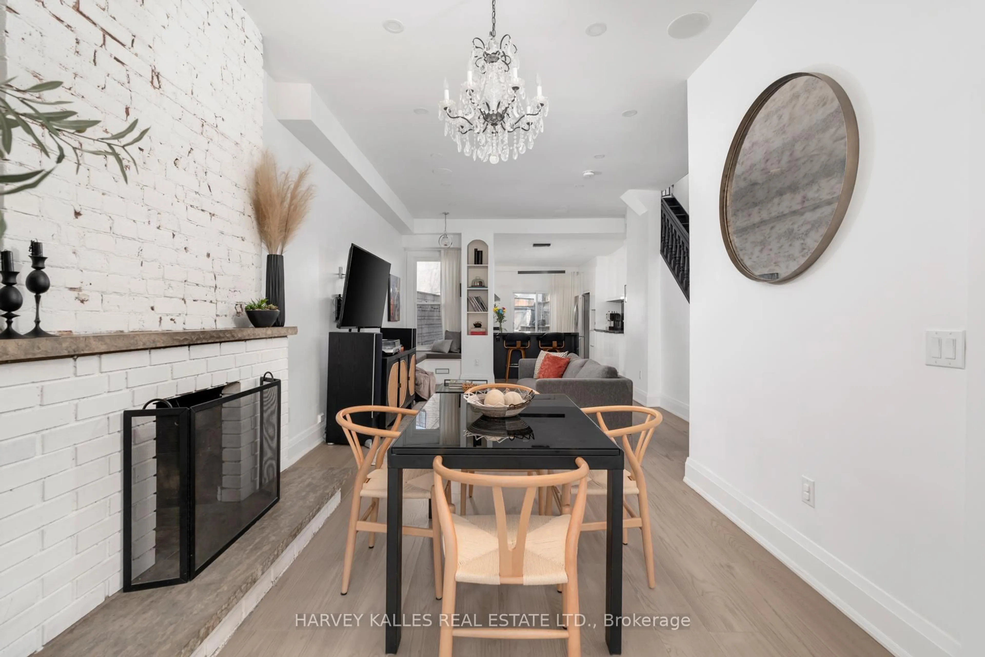 Unknown for 281 Lisgar St, Toronto Ontario M6J 3H1