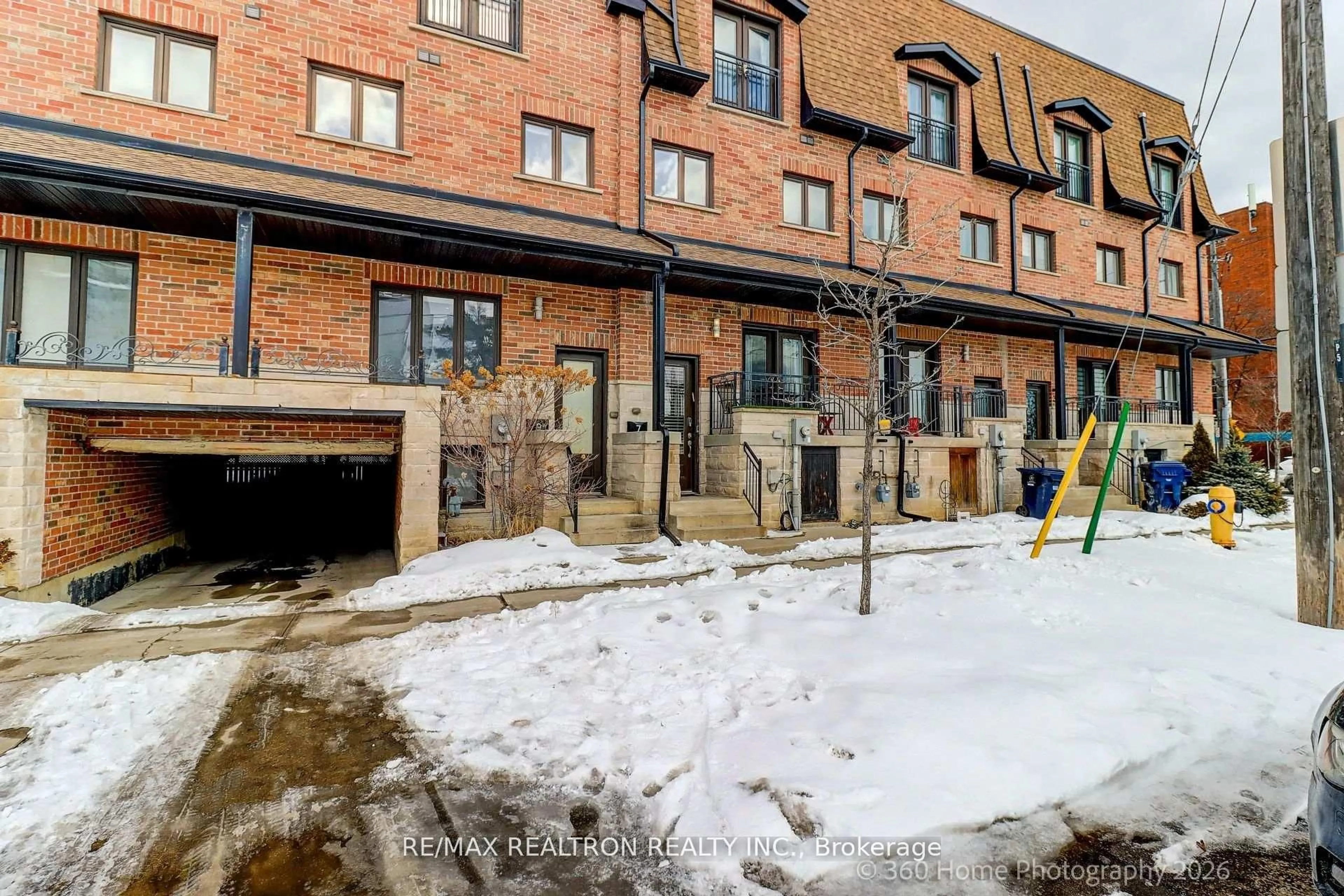 Unknown for 7 Stadacona Dr, Toronto Ontario M6A 1Y5