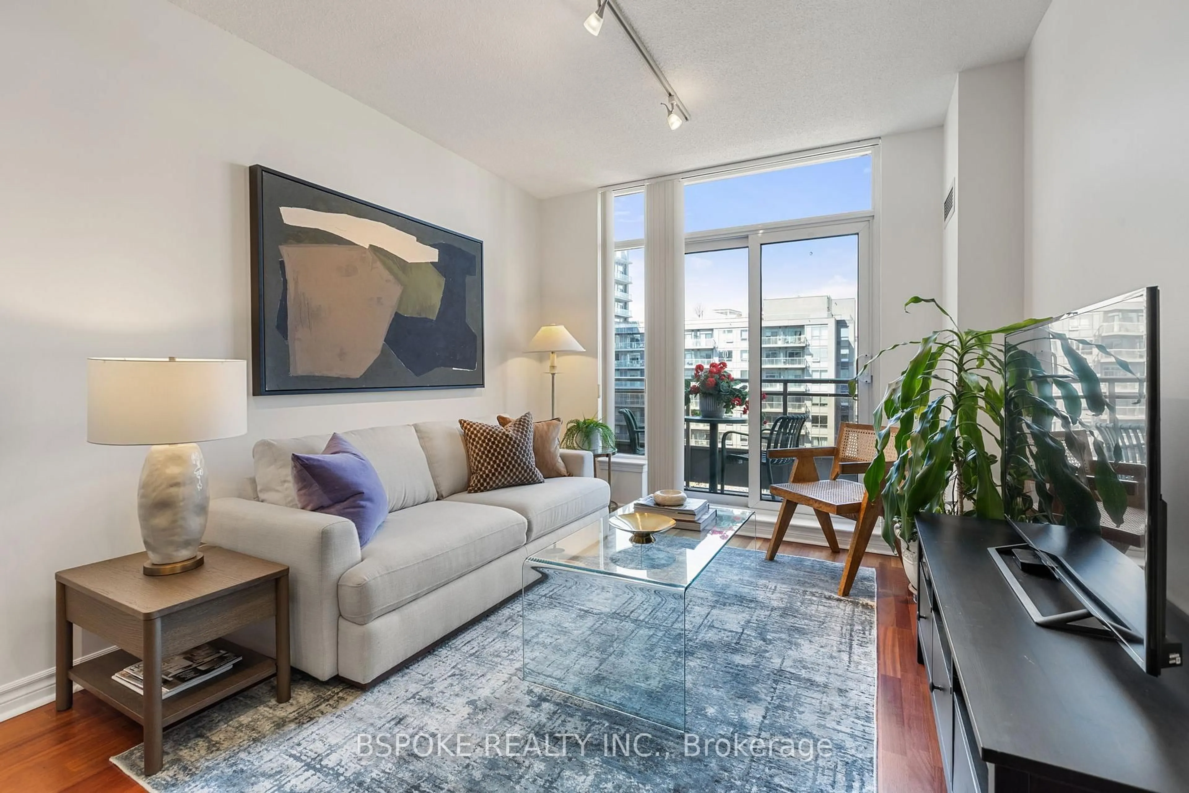 Living room with furniture, unknown for 19 Barberry Pl #804, Toronto Ontario M2K 3E3