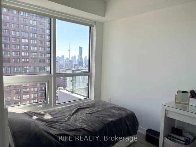 395 Bloor St #4010, Toronto 5