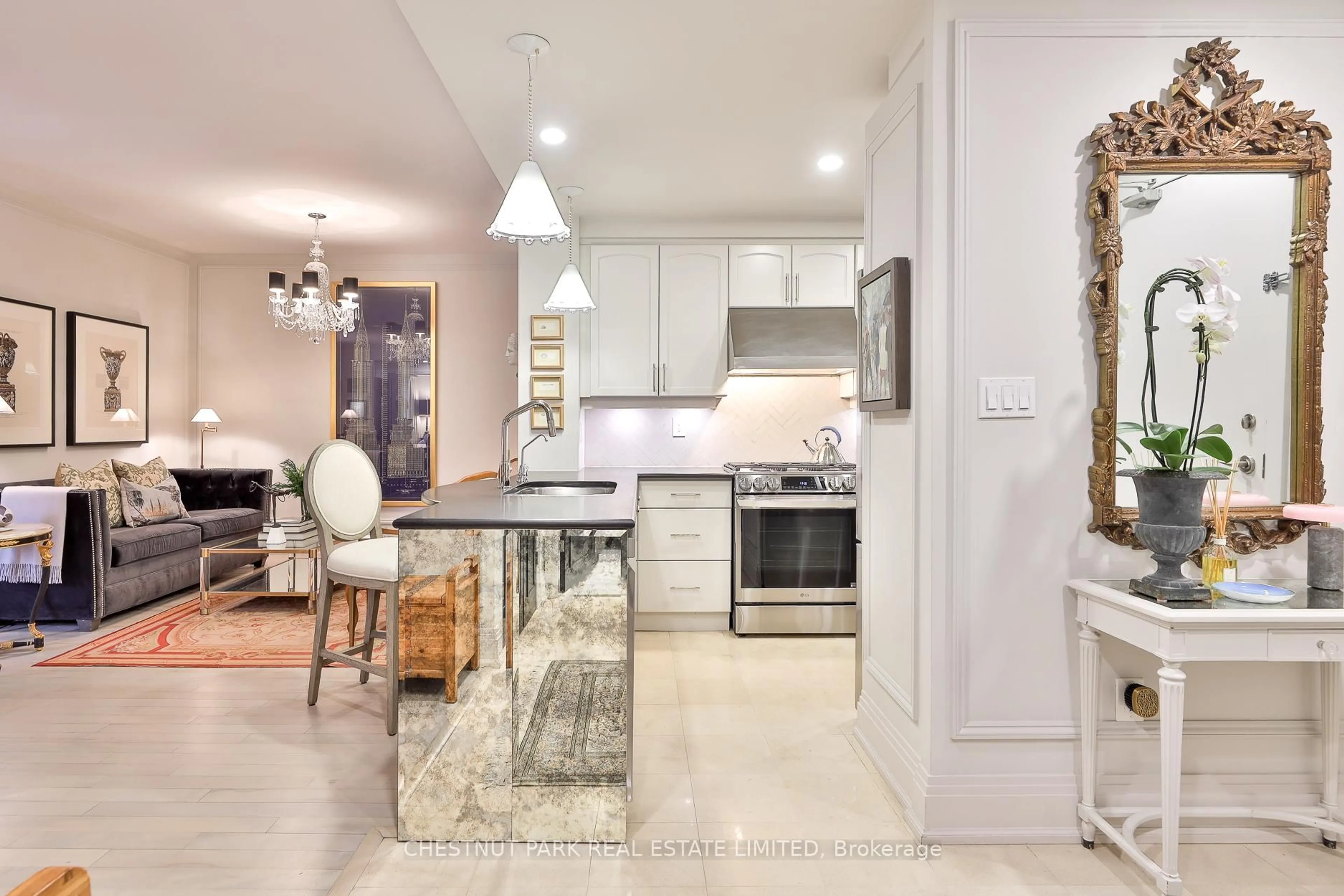 Open concept kitchen, ceramic/tile floor for 99 Avenue Rd #508, Toronto Ontario M5R 2G5