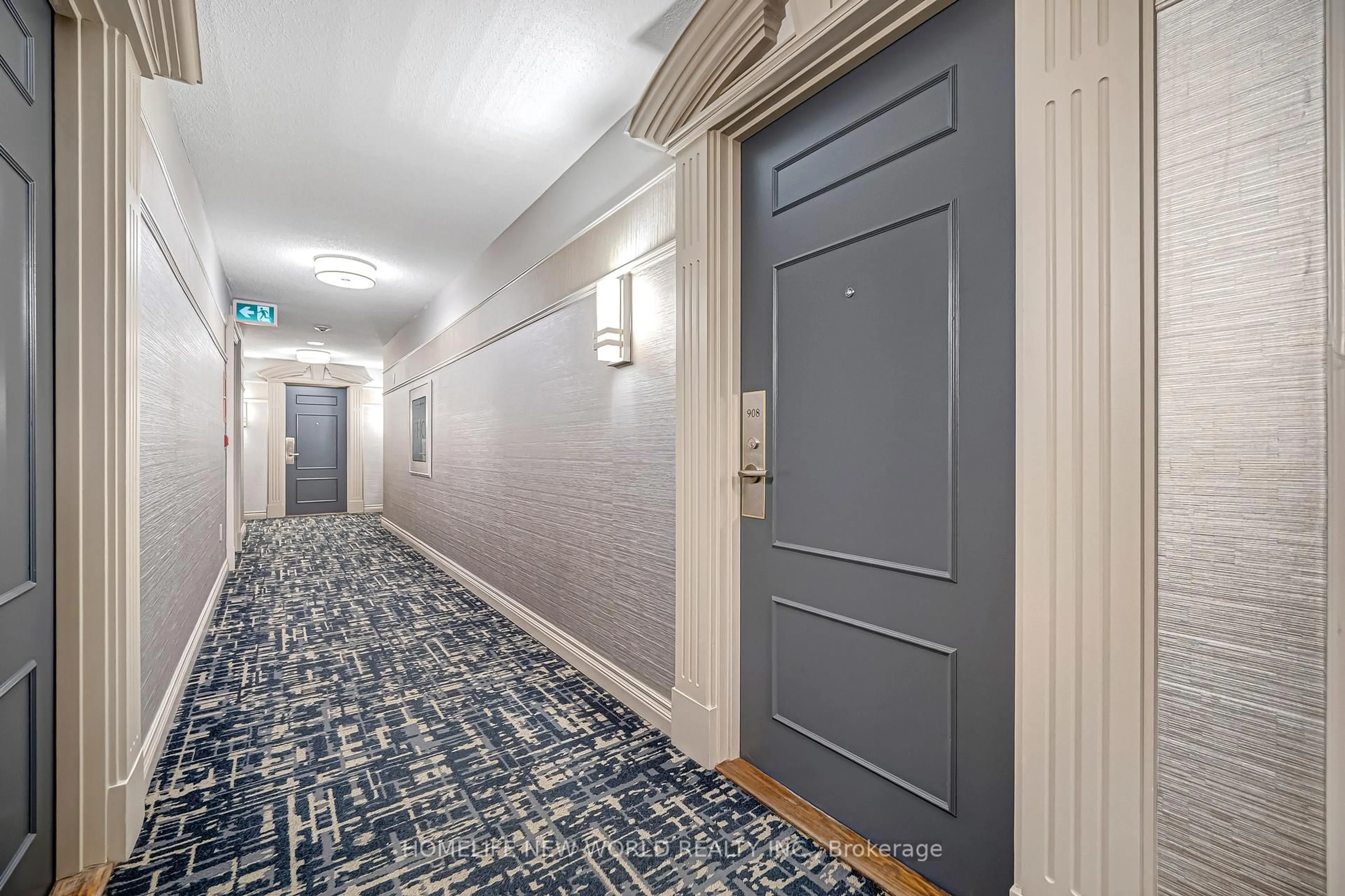 Indoor foyer for 88 Grandview Way #908, Toronto Ontario M2N 6V6