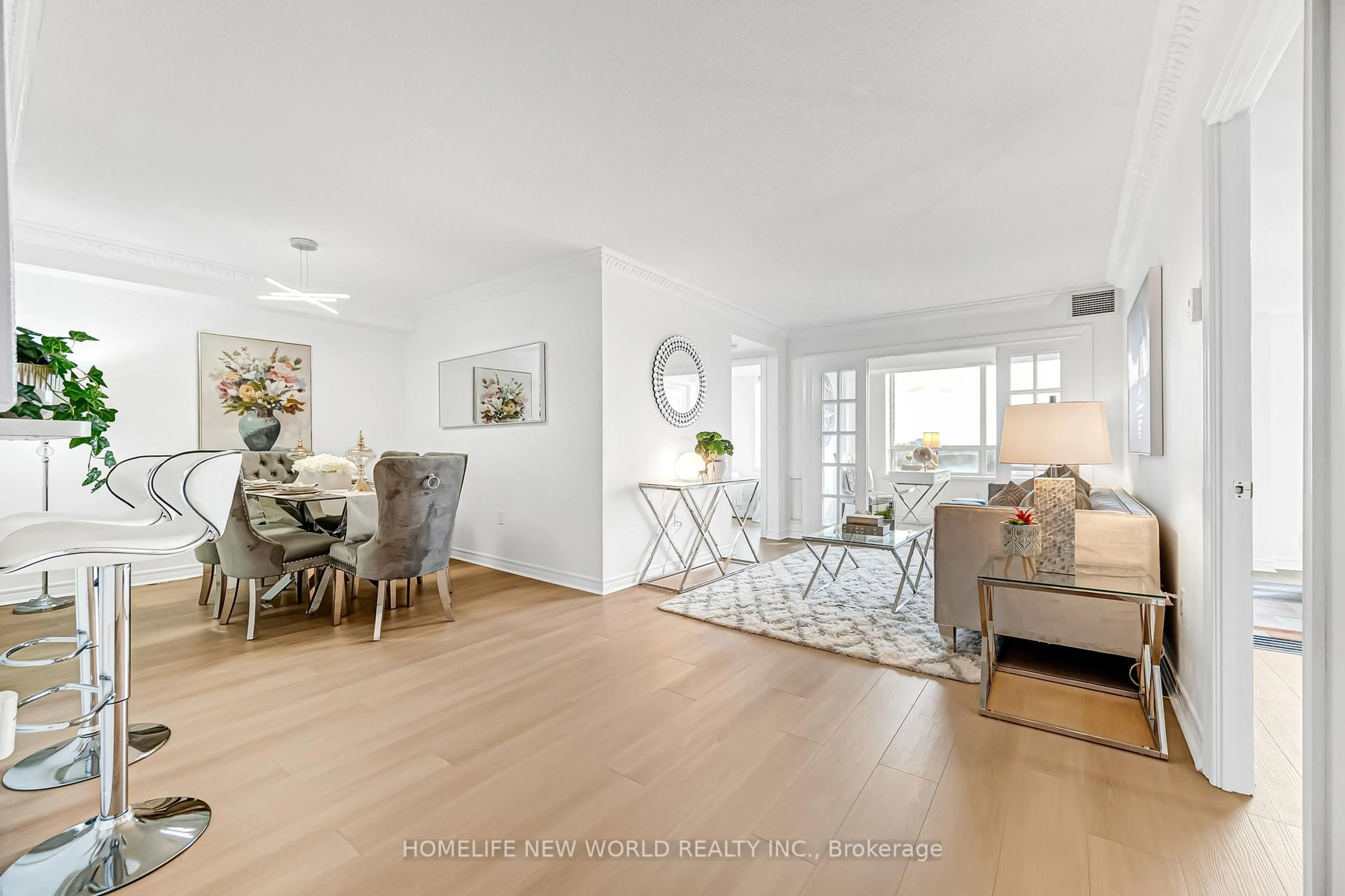 Living room with furniture, unknown for 88 Grandview Way #908, Toronto Ontario M2N 6V6