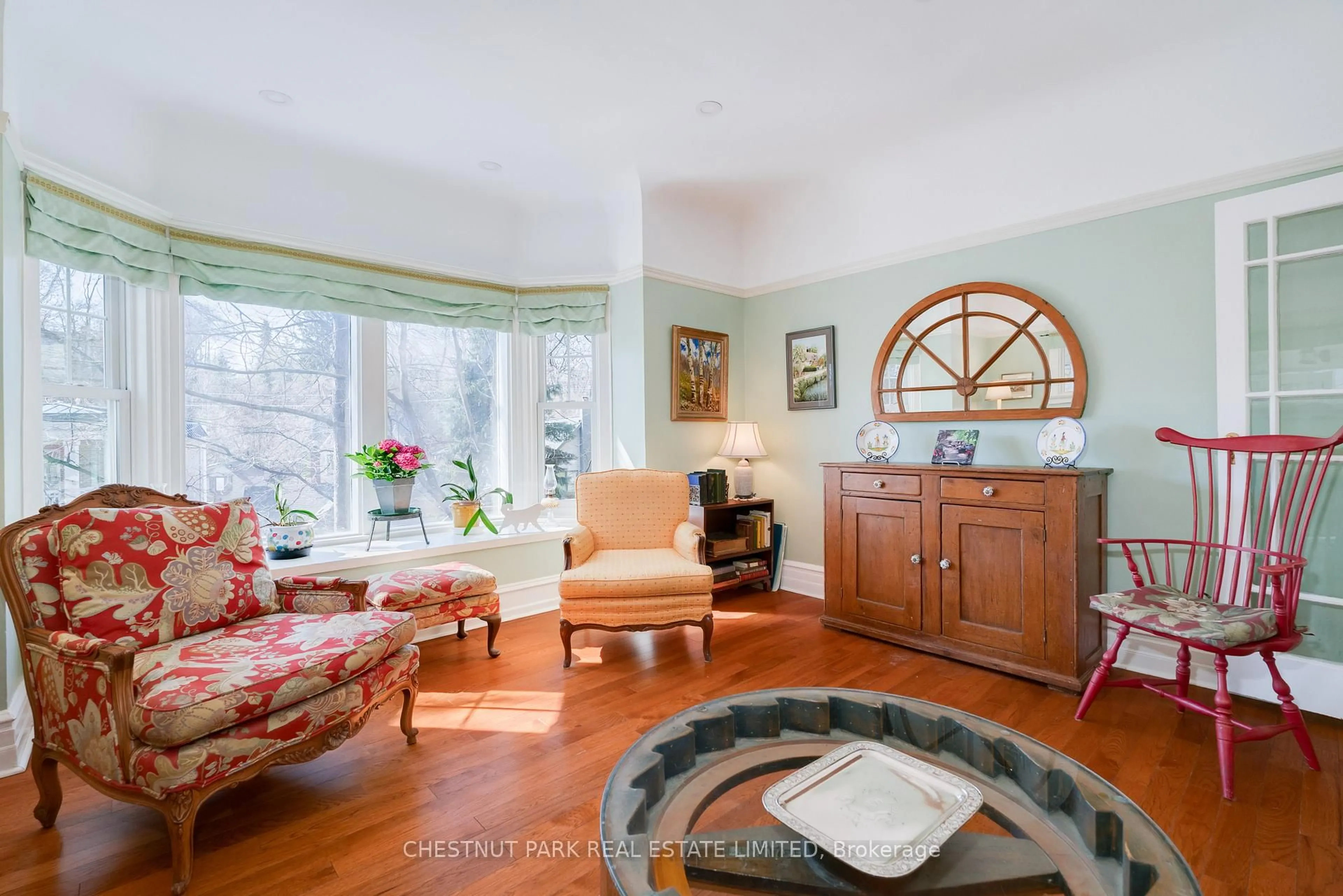 Living room with furniture, unknown for 56 Poplar Plains Rd, Toronto Ontario M4V 2M8