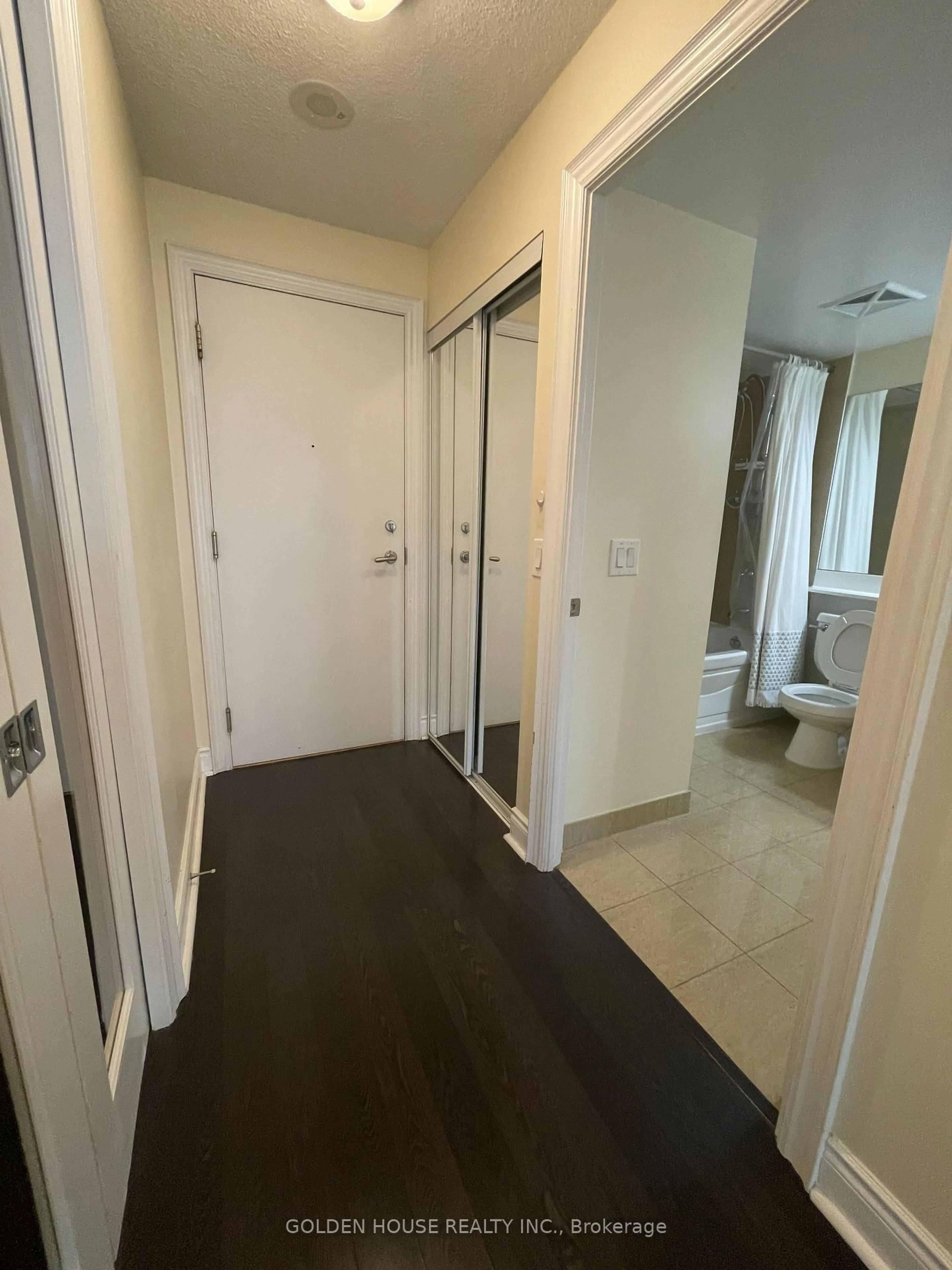 Unknown for 25 Greenview Ave #1022, Toronto Ontario M2M 0A5