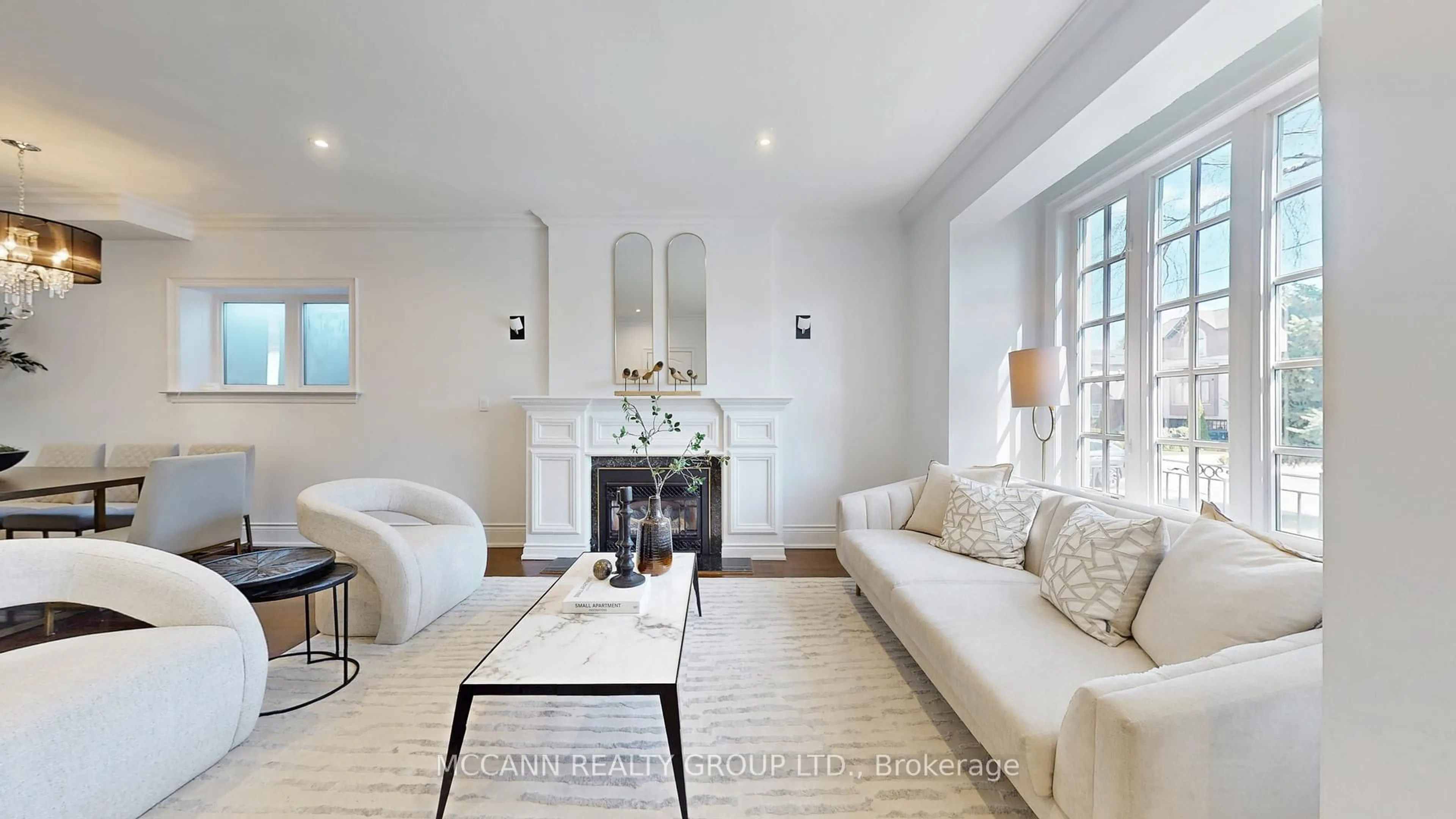 Living room with furniture, unknown for 90 Haddington Ave, Toronto Ontario M5M 2P3