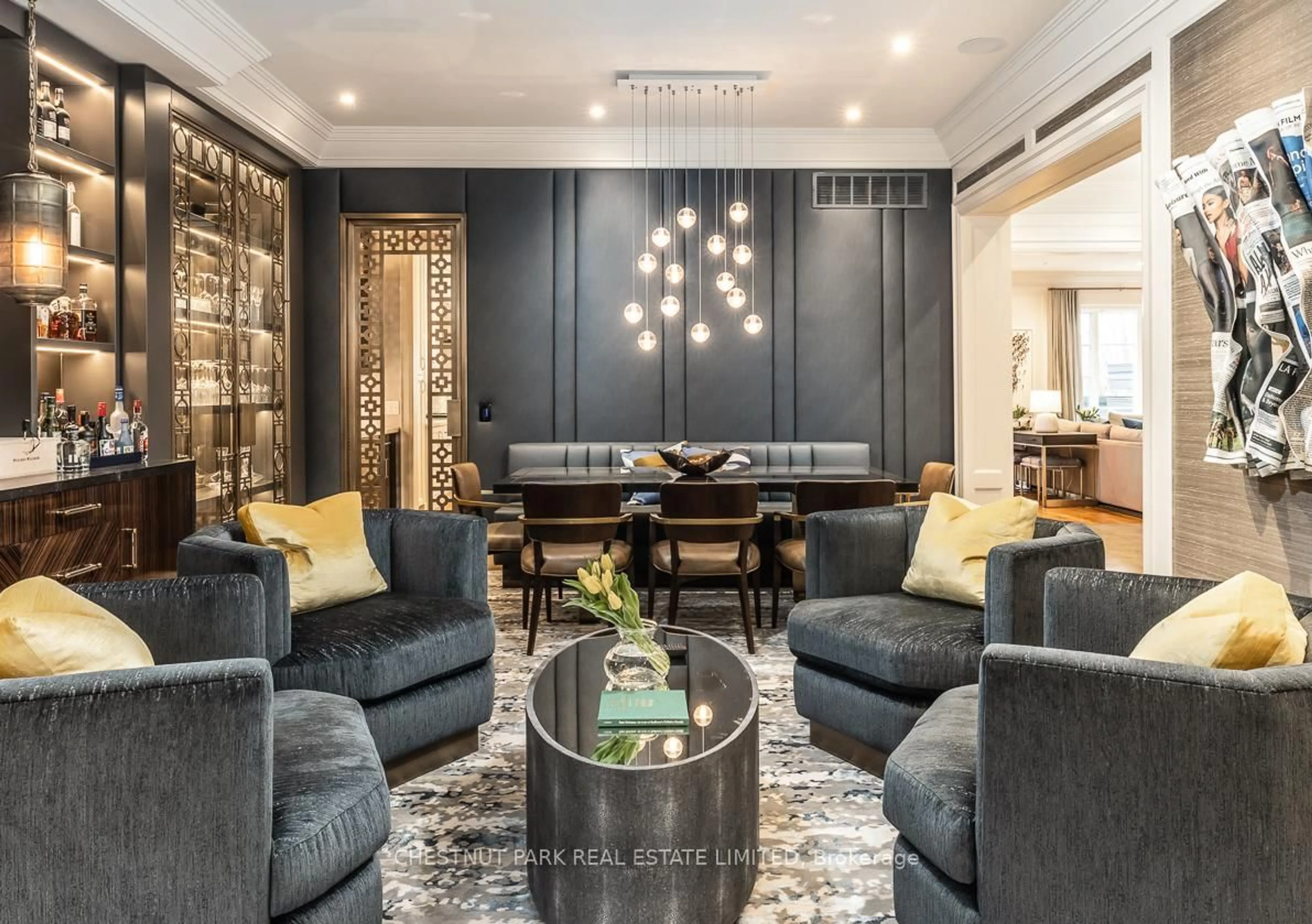 Living room with furniture, unknown for 9 Dewbourne Ave, Toronto Ontario M5P 1Z1