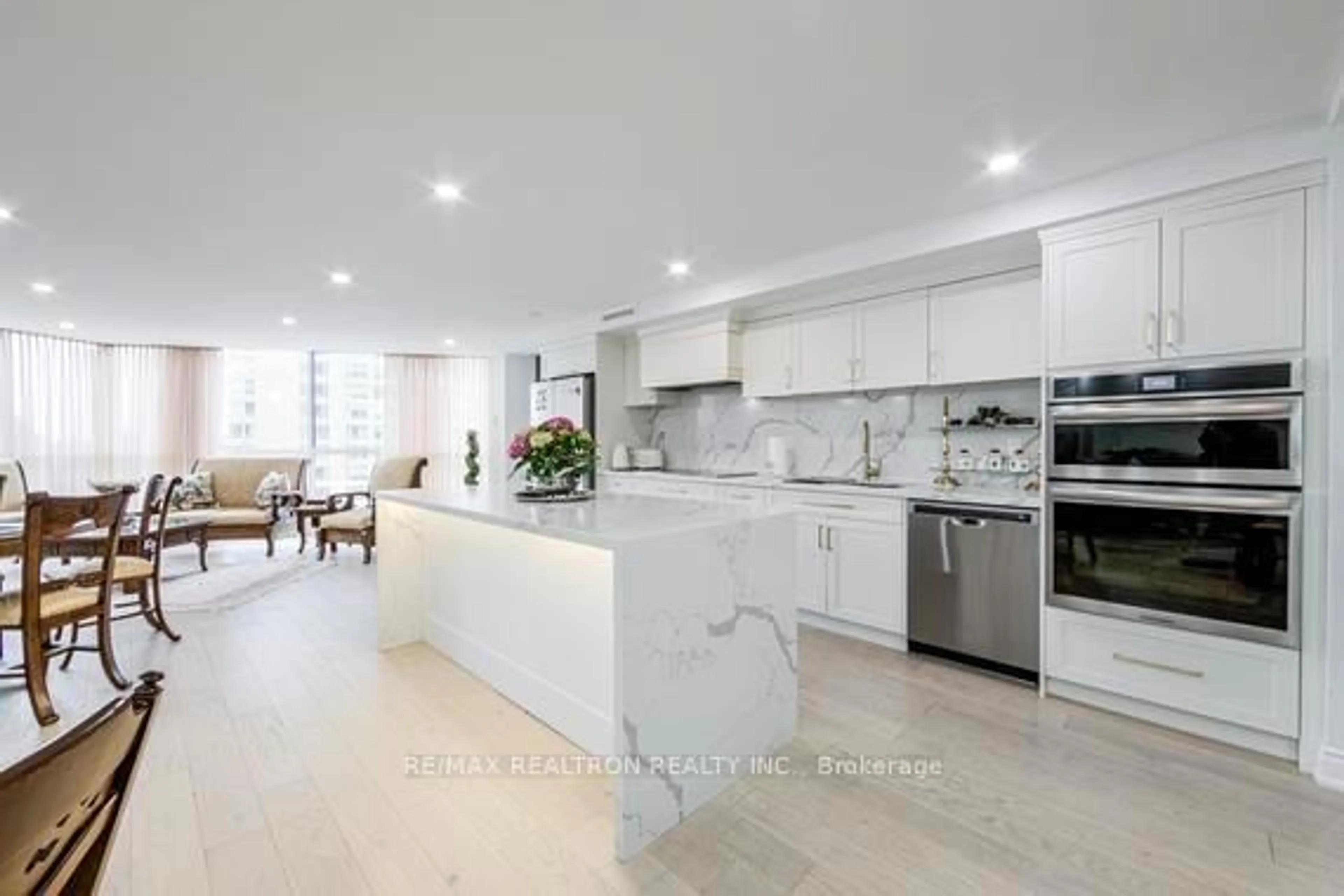 Contemporary kitchen, ceramic/tile floor for 85 Skymark Dr #502, Toronto Ontario M2H 3P2