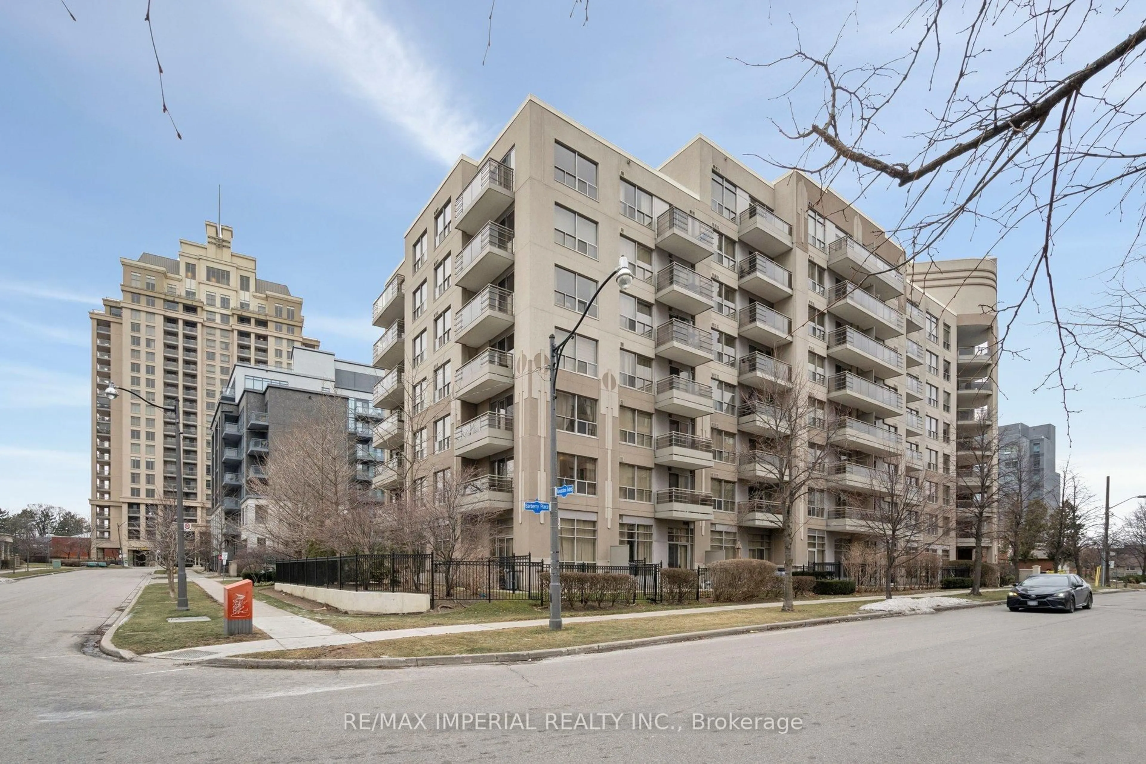 Unknown for 19 Barberry Pl #307, Toronto Ontario M2K 3E3