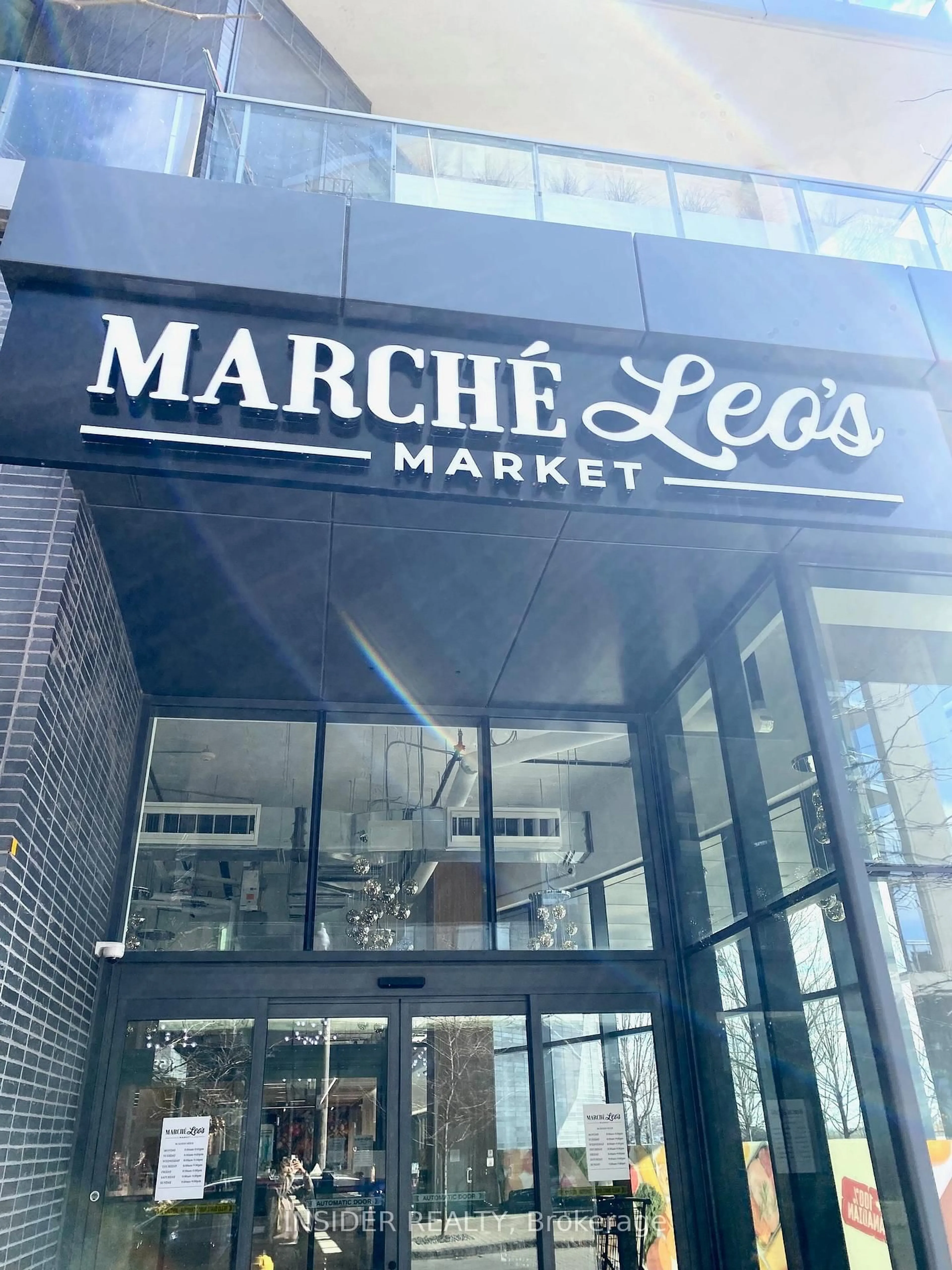 Unknown for 1 Edgewater Dr #PH08, Toronto Ontario M5A 0L1