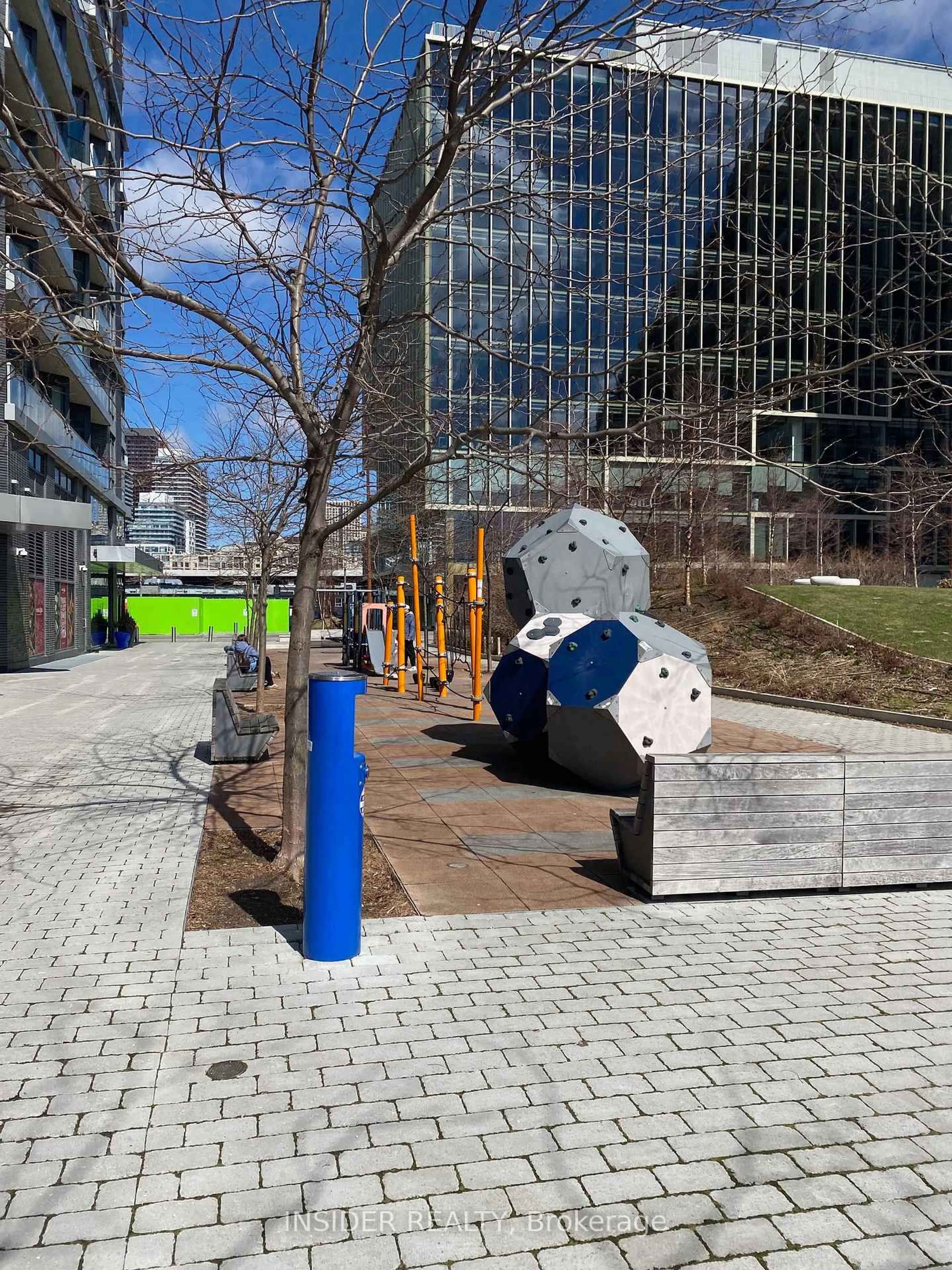 Unknown for 1 Edgewater Dr #PH08, Toronto Ontario M5A 0L1