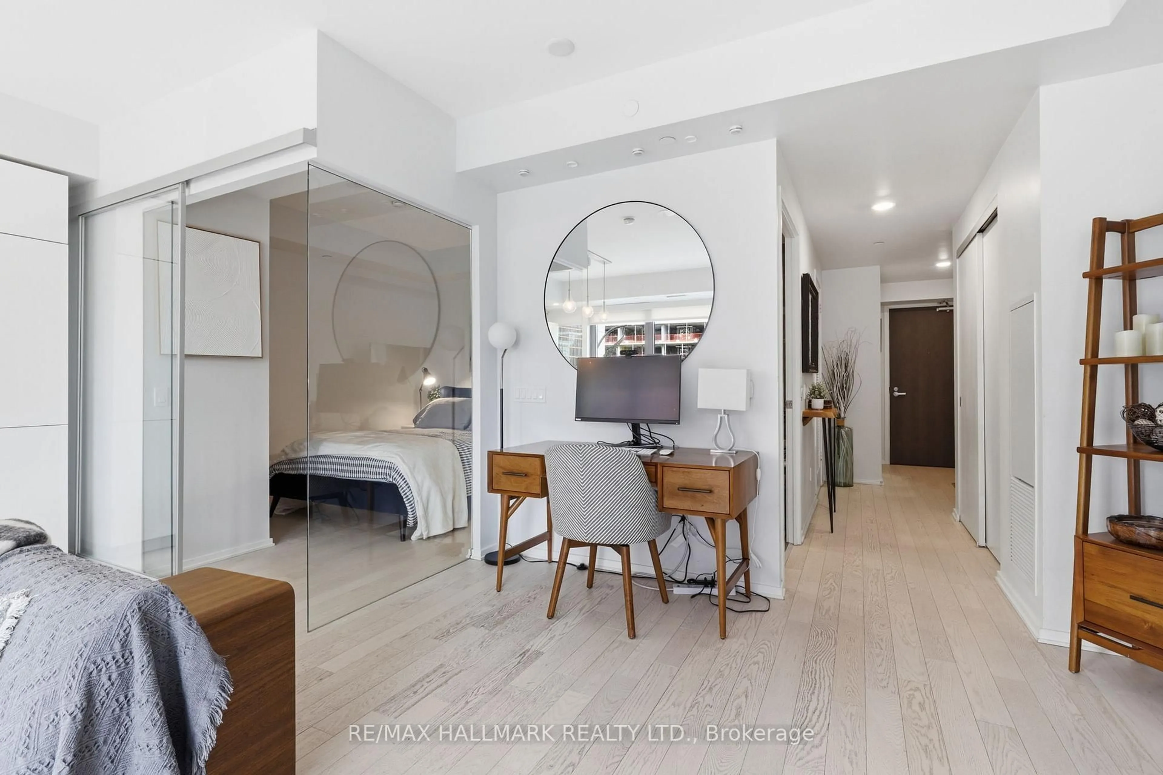 Unknown for 12 Bonnycastle St #425, Toronto Ontario M5A 0C8