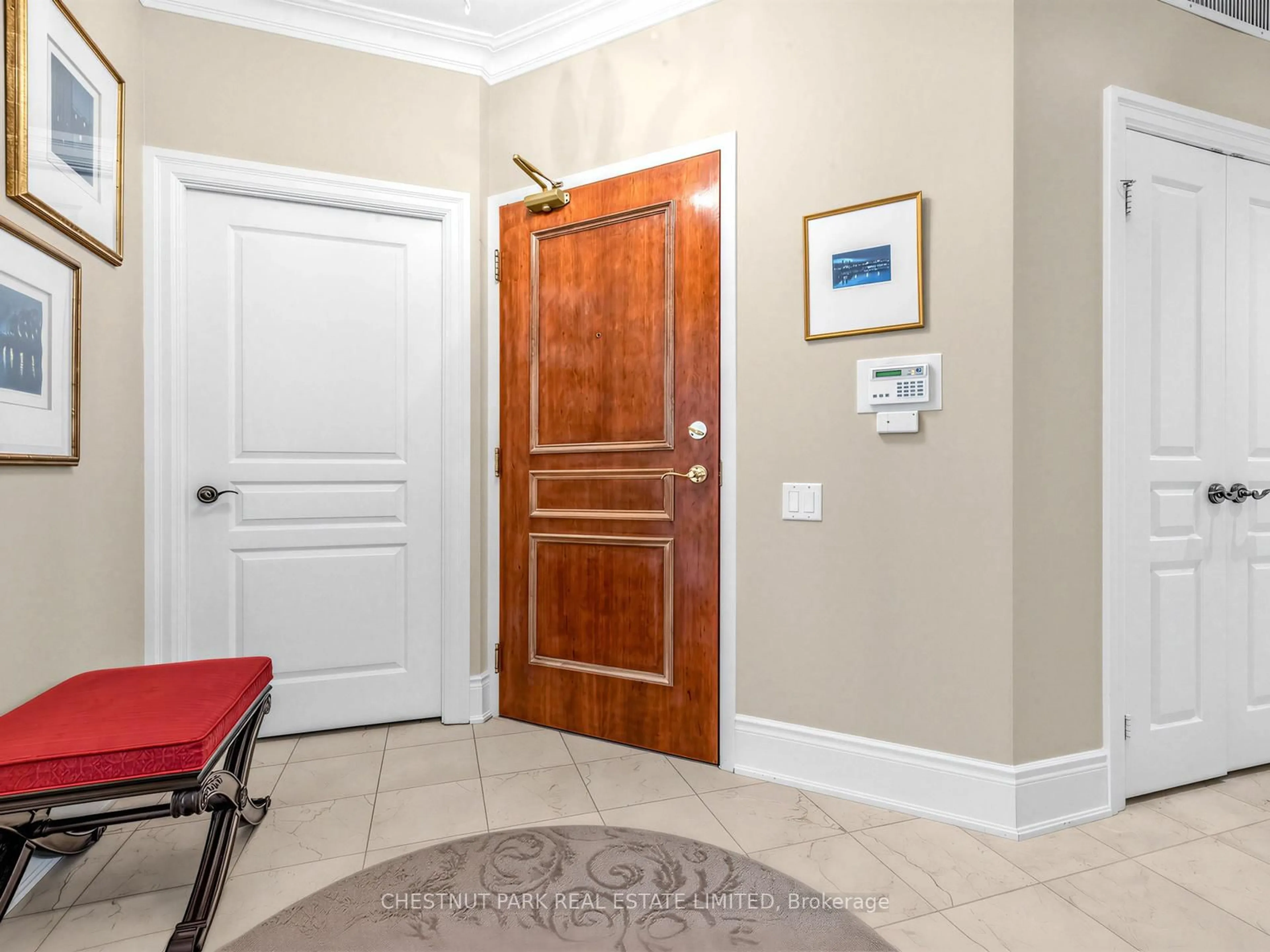 Indoor entryway for 55 Delisle Ave #901, Toronto Ontario M4V 1S8