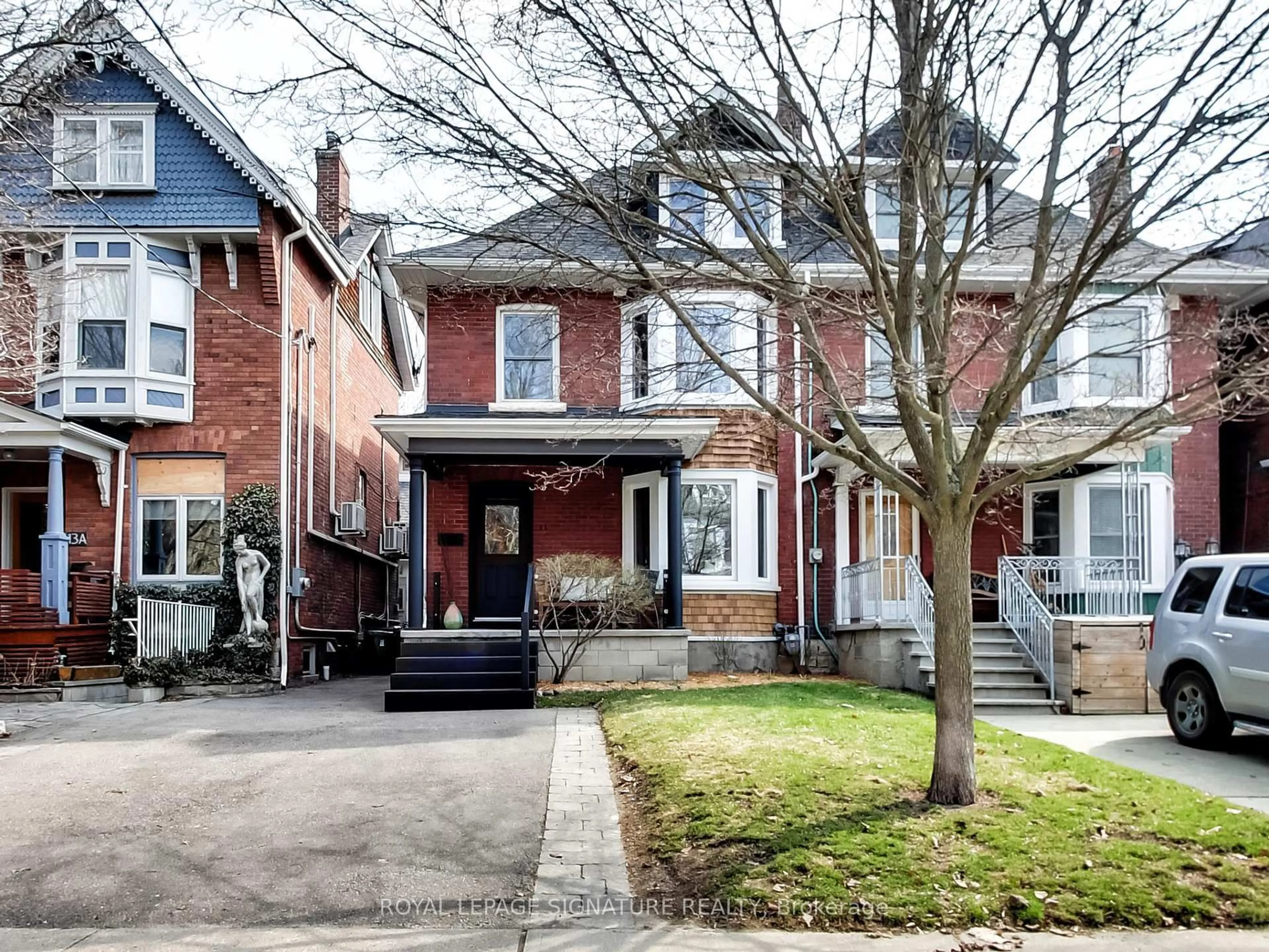 Home with brick exterior material, street for 11 Delaware Ave, Toronto Ontario M6H 2S8