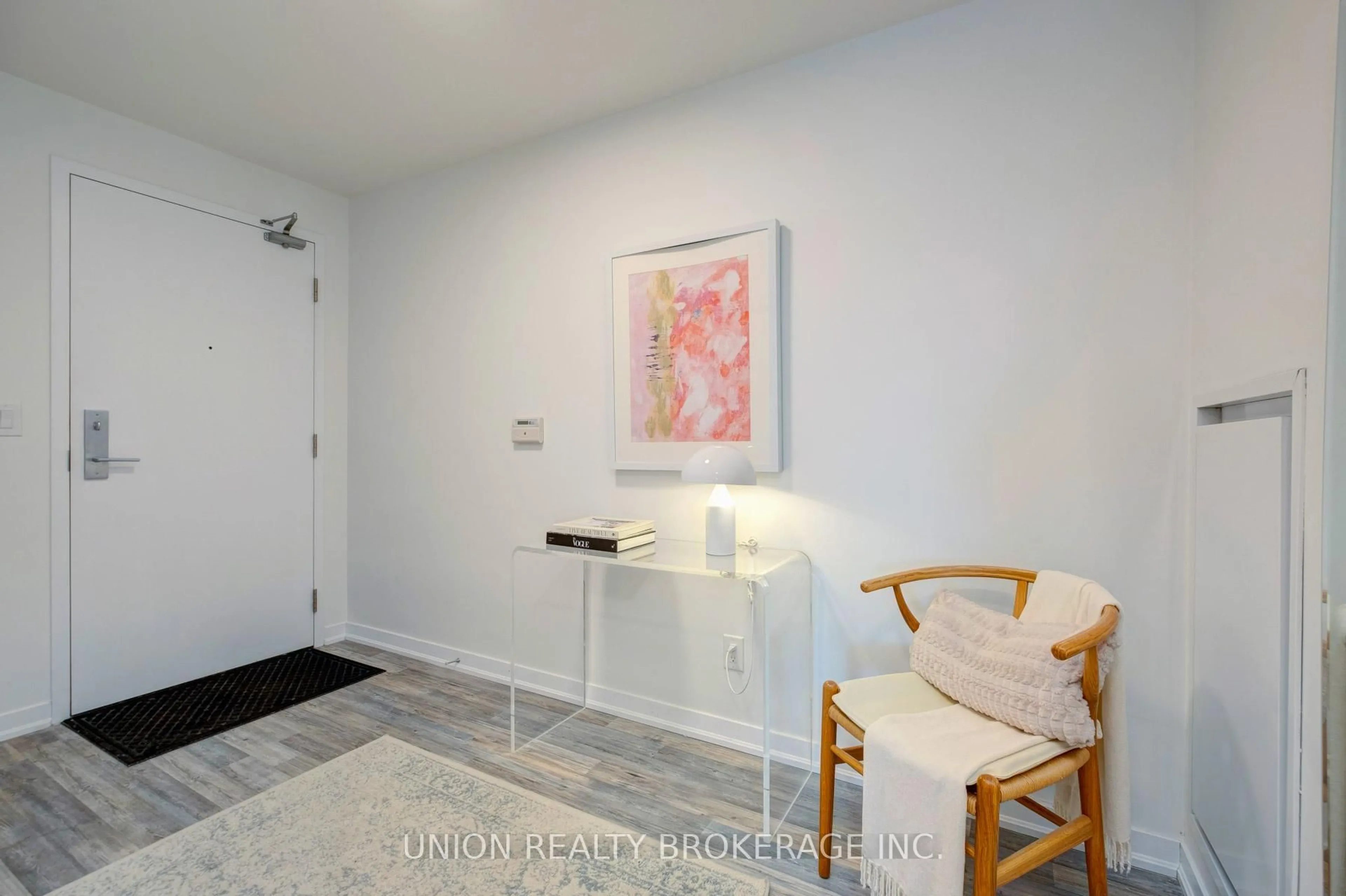 Indoor entryway for 150 East Liberty St #506, Toronto Ontario M6K 3R5