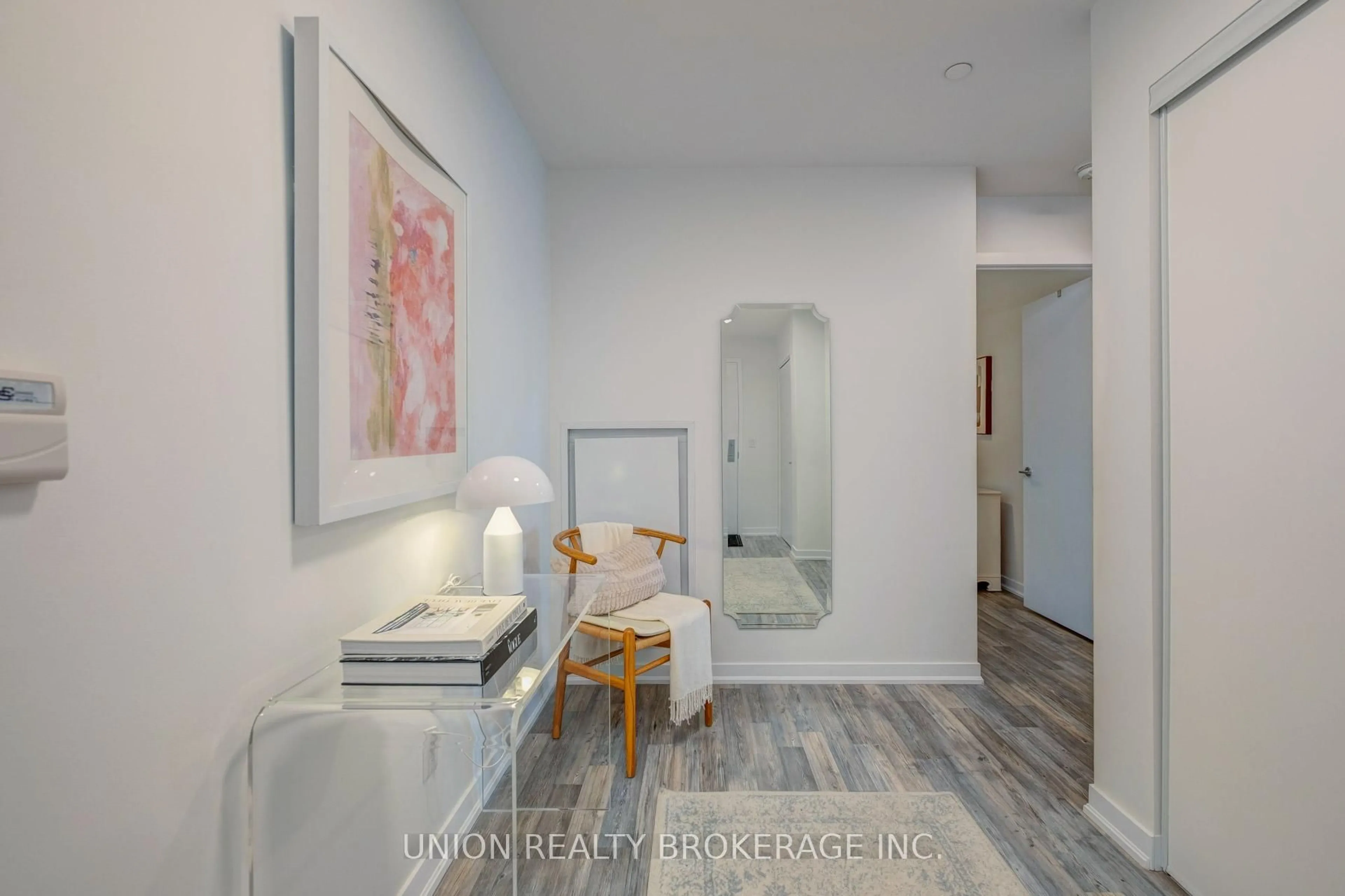 Indoor entryway for 150 East Liberty St #506, Toronto Ontario M6K 3R5