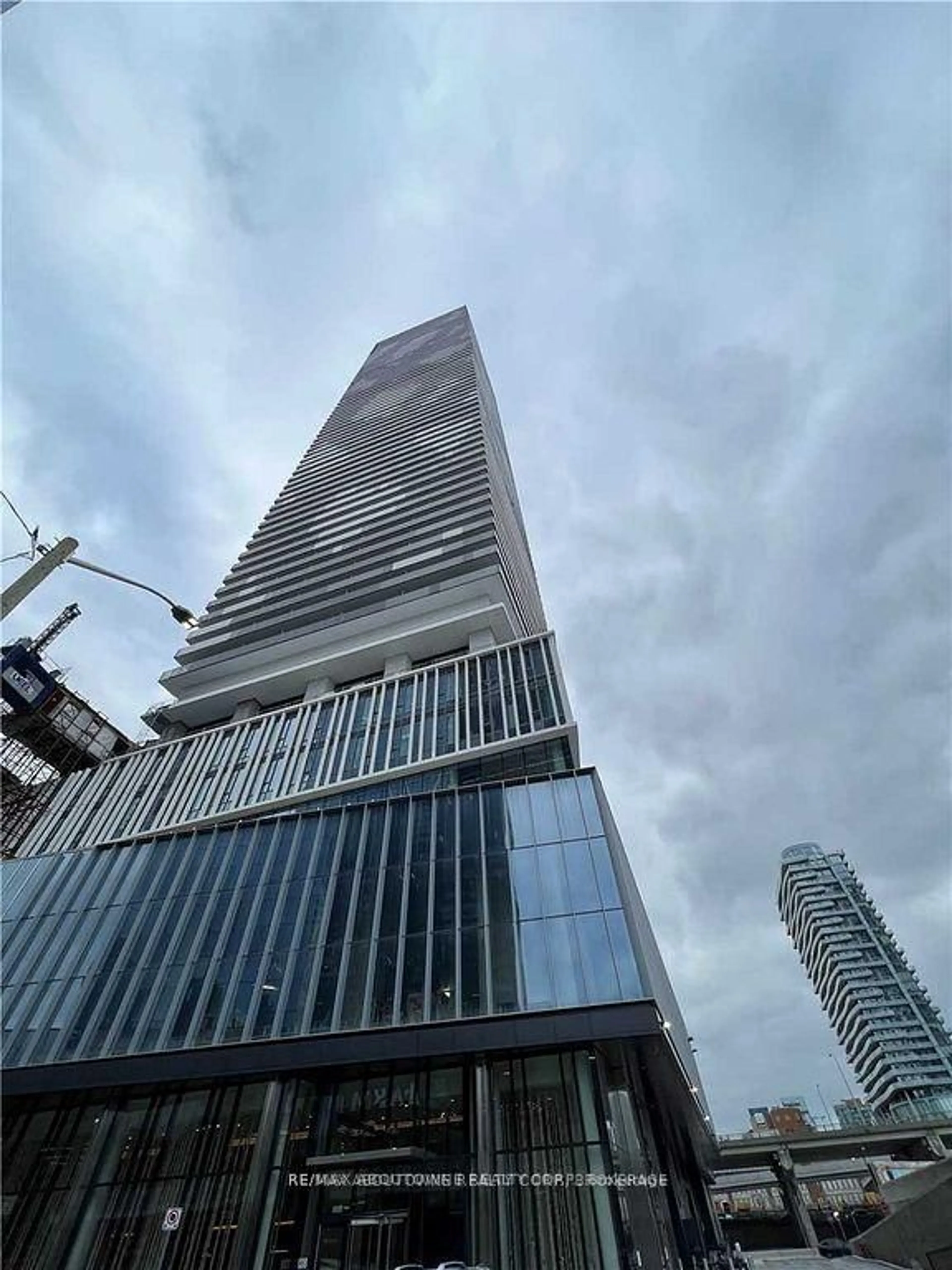 Unknown for 138 Downes St #1105, Toronto Ontario M5E 0E4