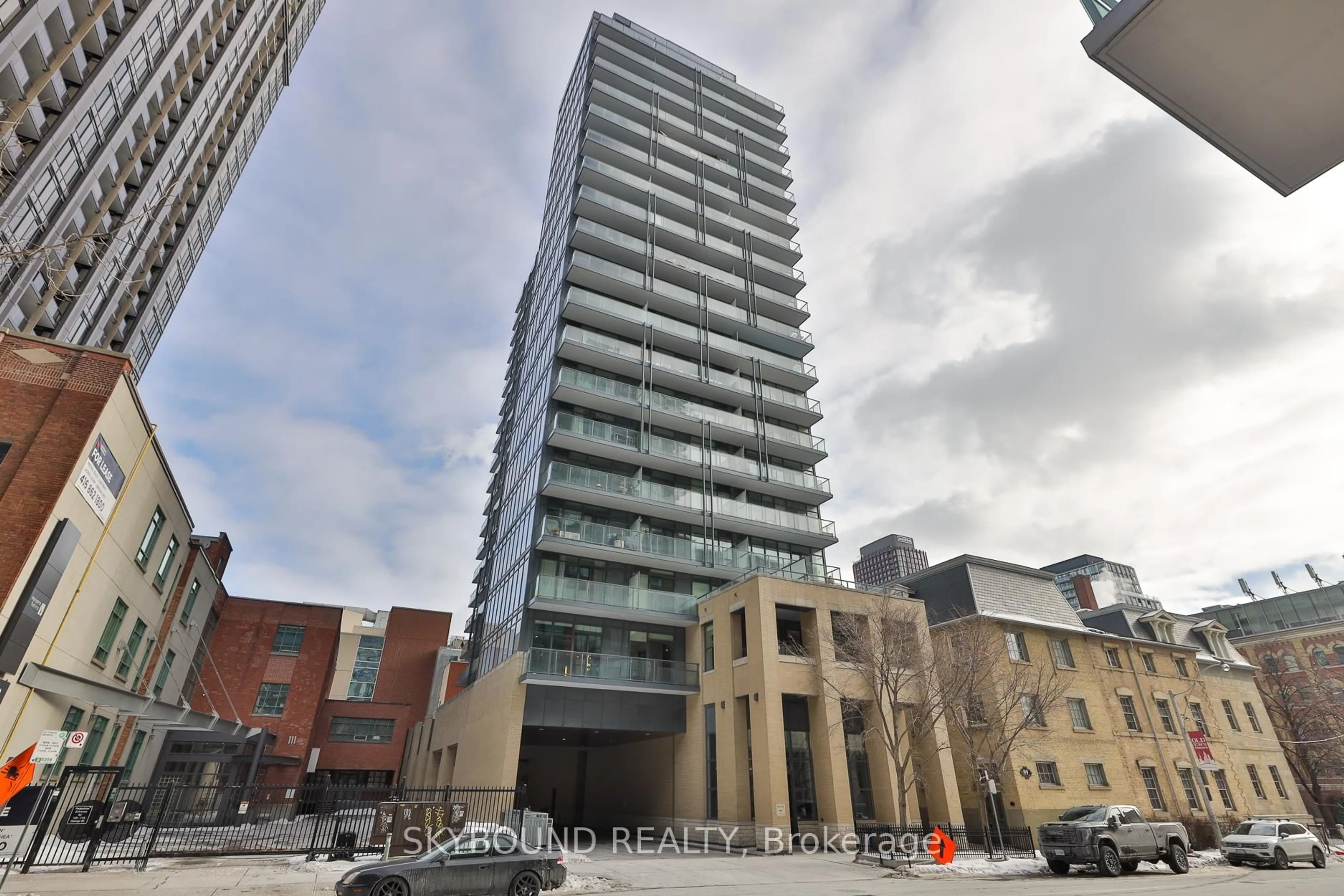 A pic from outside/outdoor area/front of a property/back of a property/a pic from drone, building for 105 George St #306, Toronto Ontario M5A 0L4